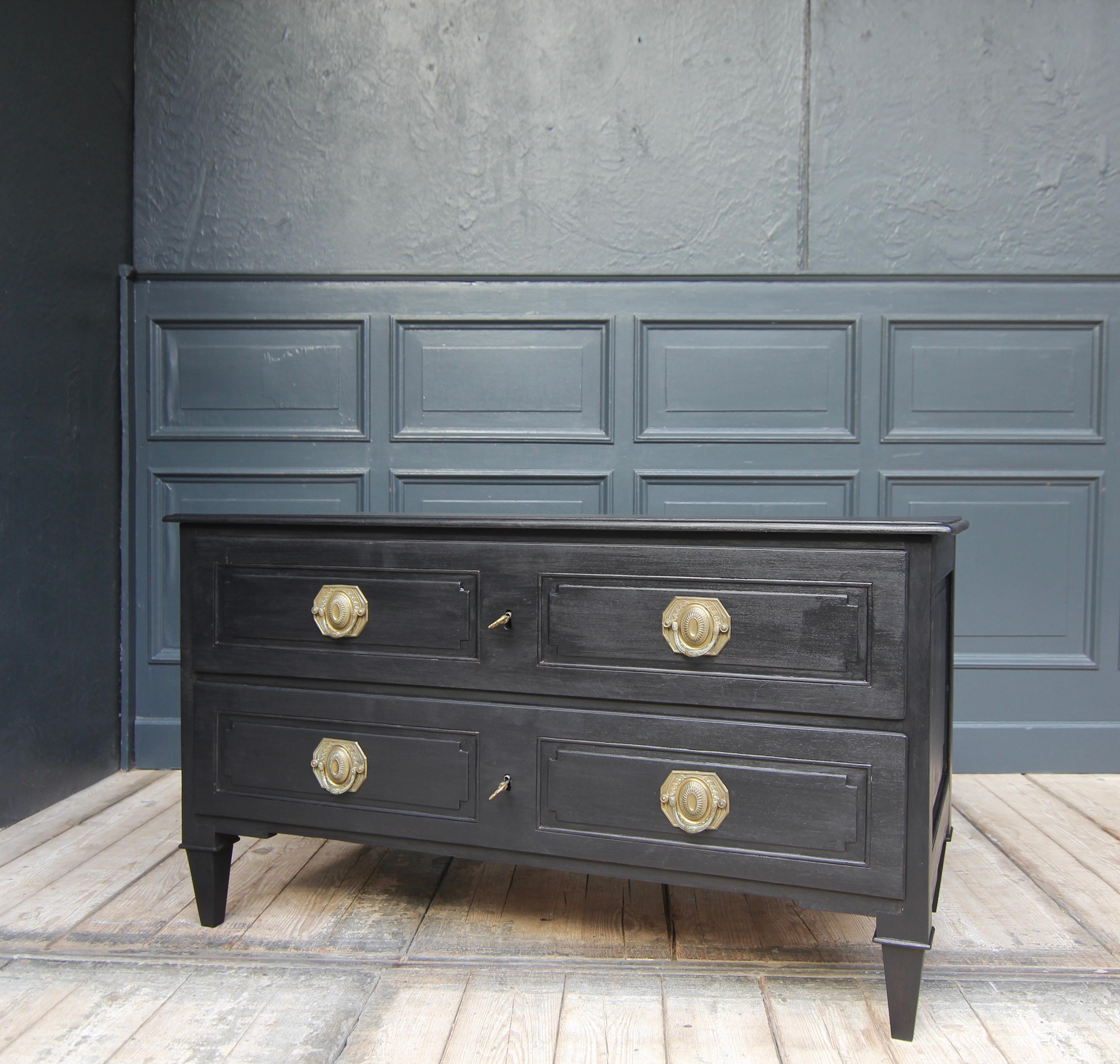 Louis XVI Walnut Chest of Drawers For Sale 12