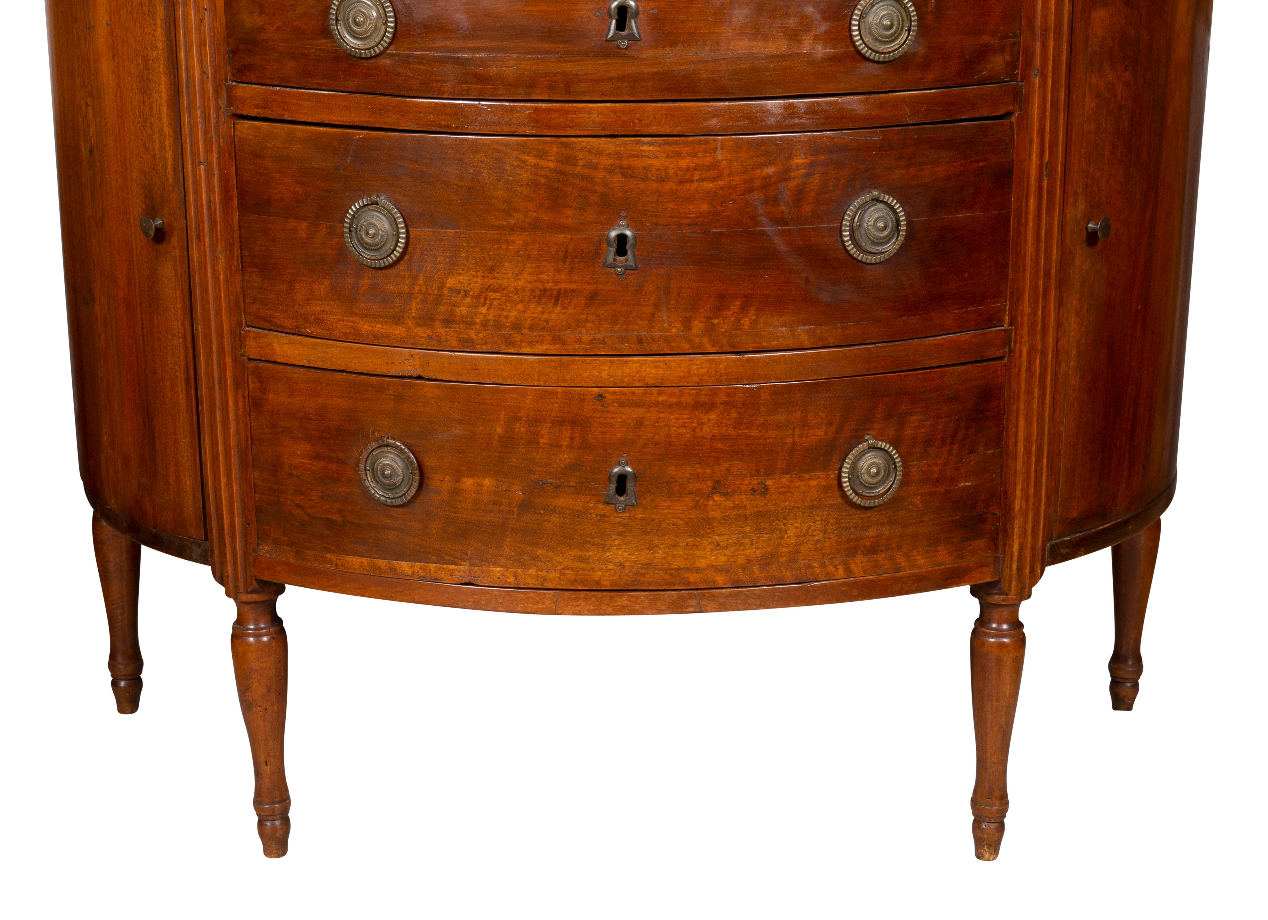 Commode Louis XVI en noyer demi-lune 6