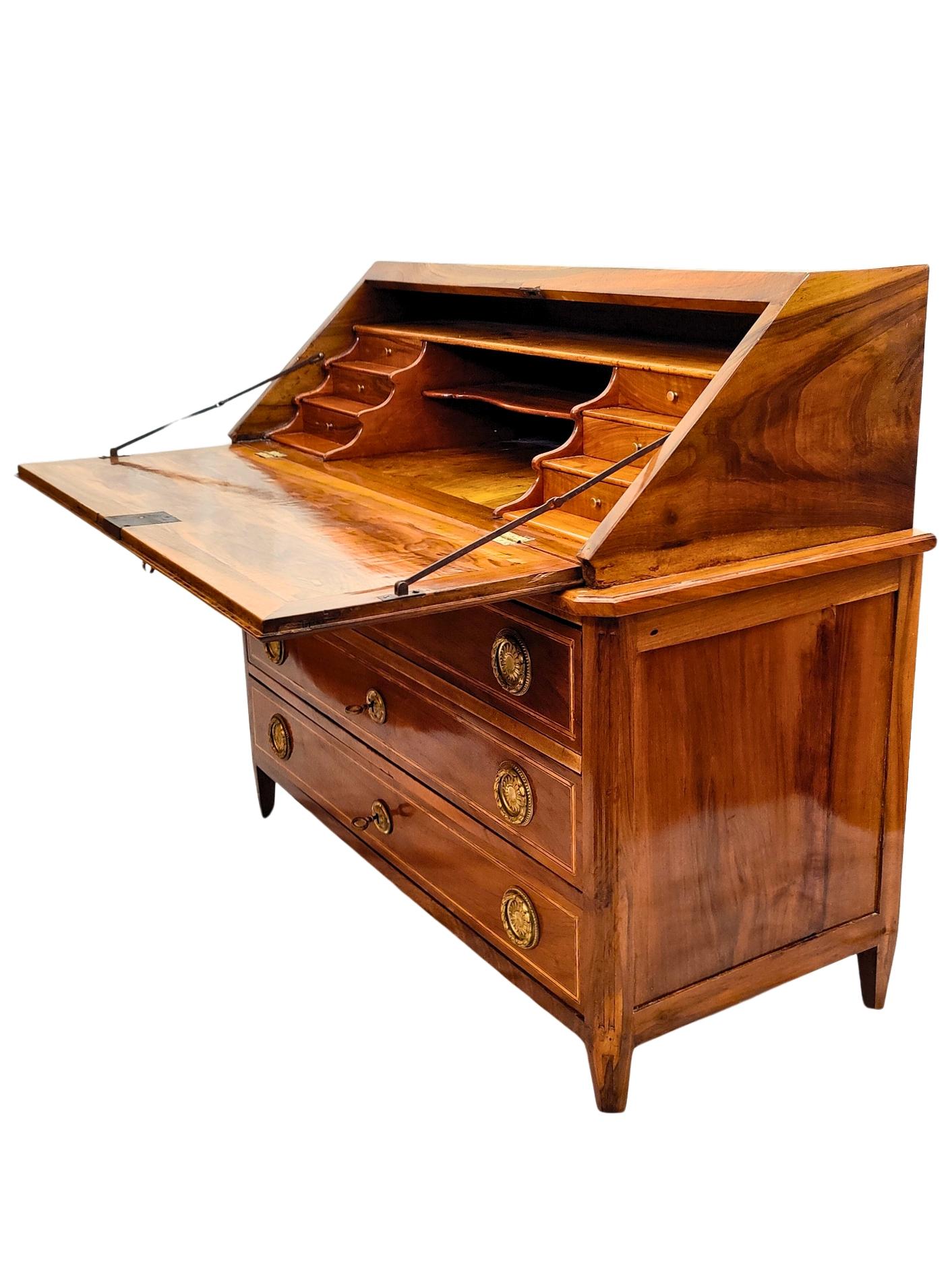 Spruce Louis XVI Walnut Fall Front Desk / Secretaire For Sale