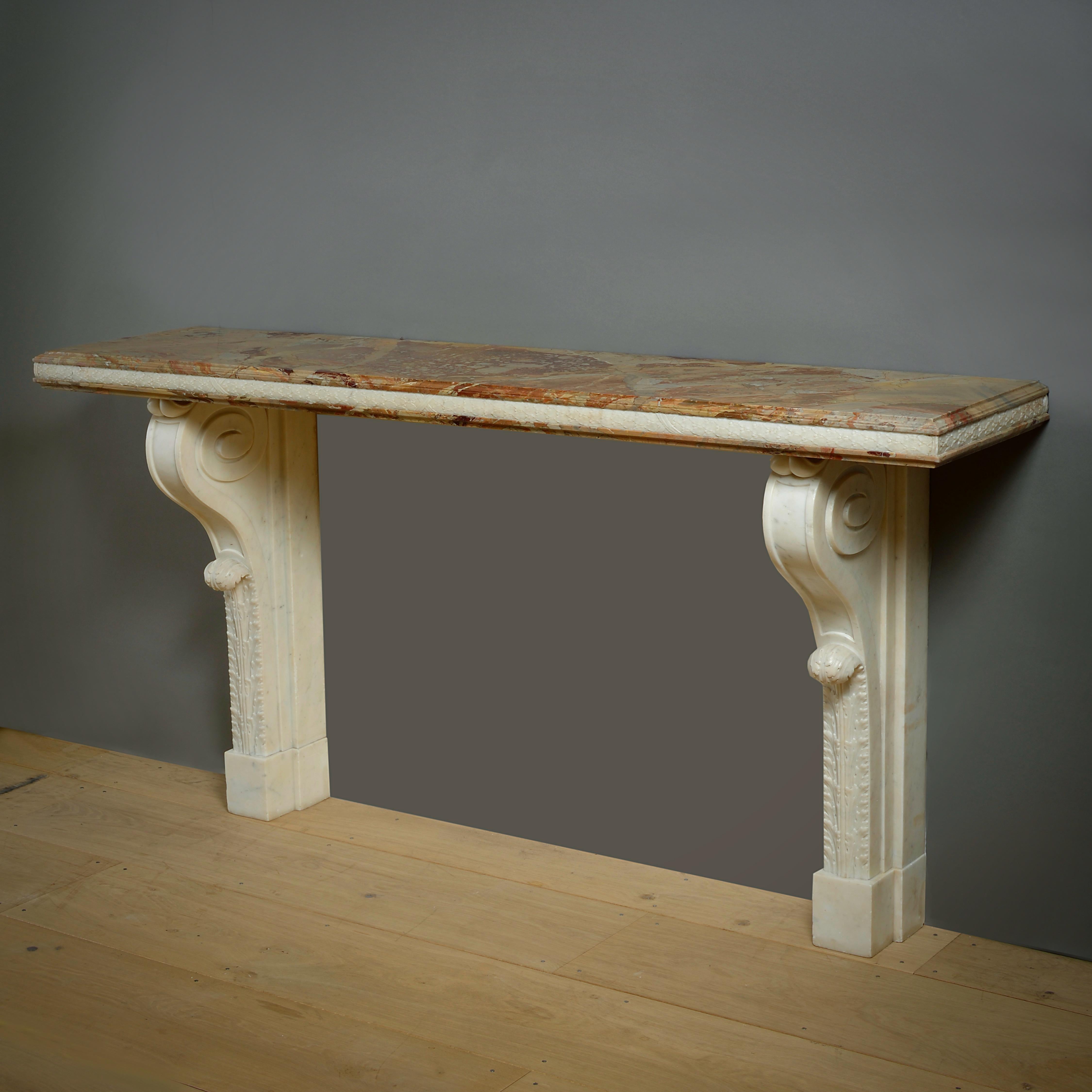 Tavolo consolle in marmo statuario e sarrancolino Luigi XVIII in vendita 1