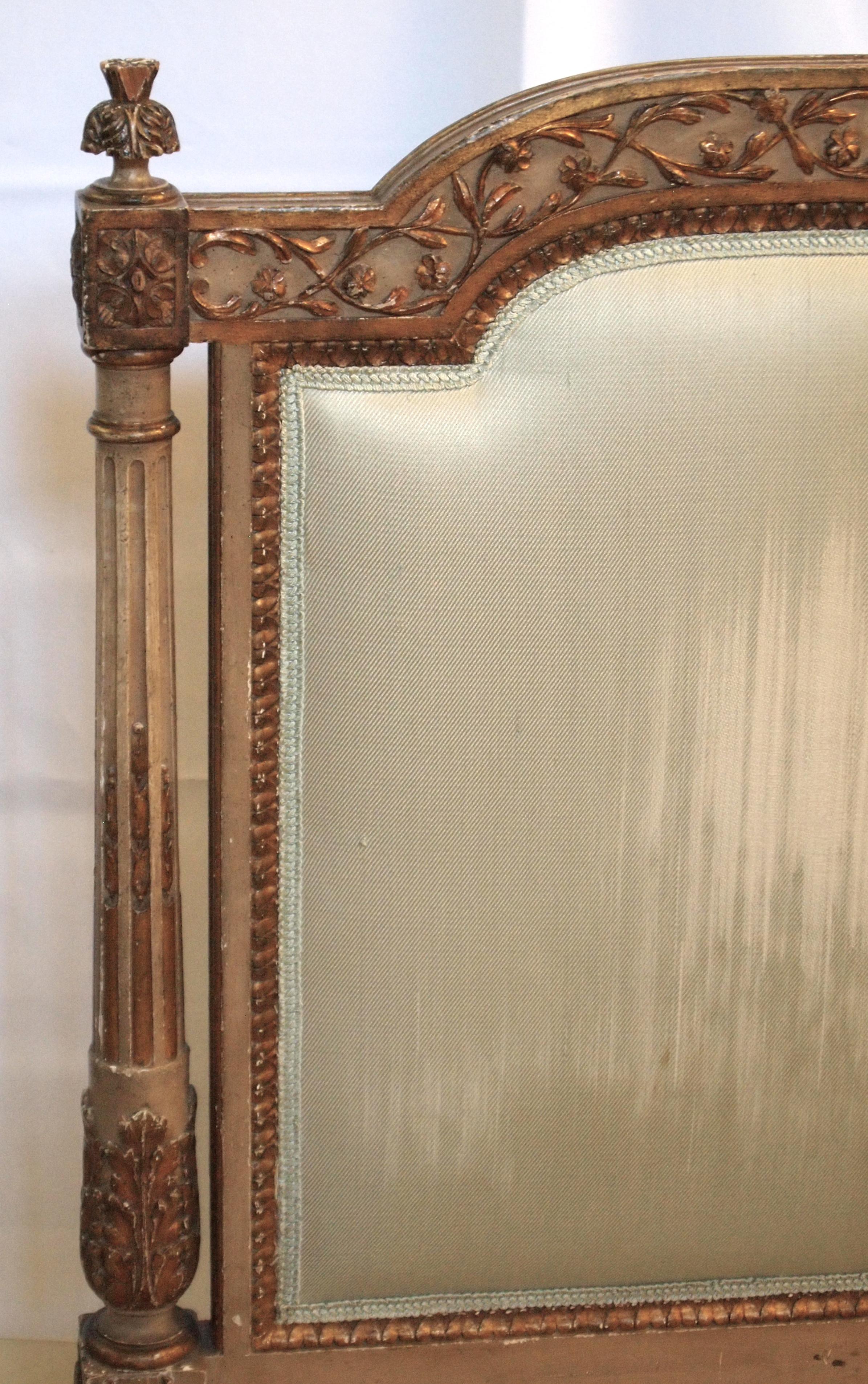 Louis XVl Style Parcel-Gilt and Painted Day Bed 8