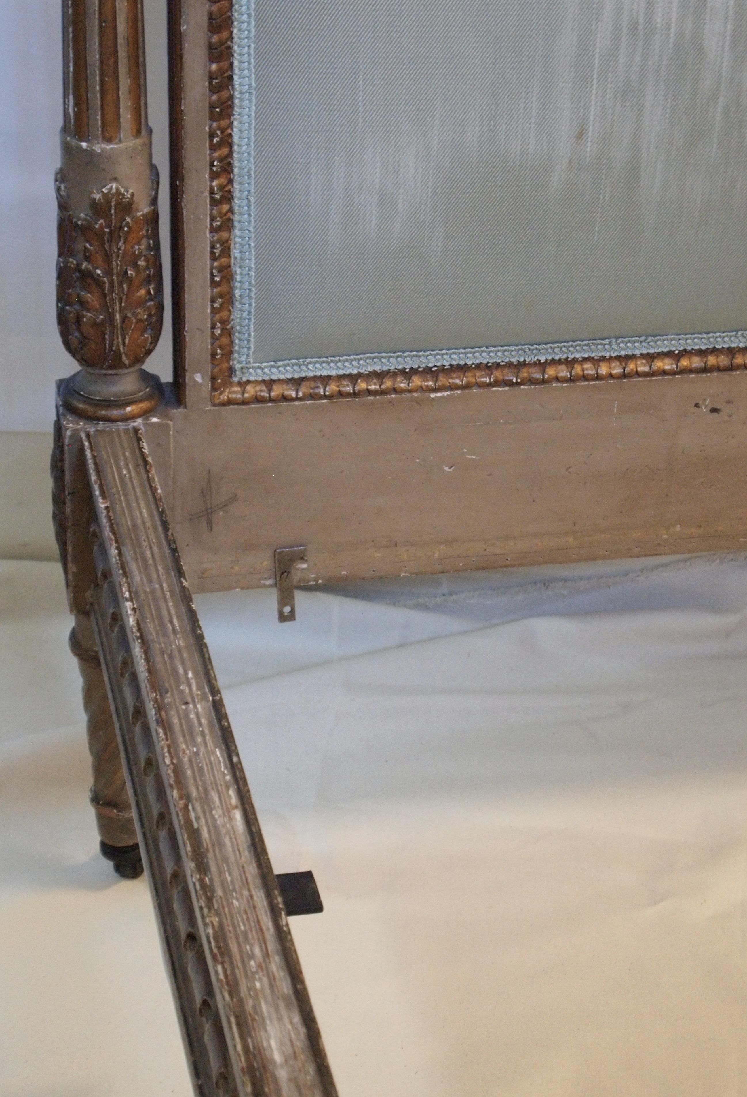 Louis XVl Style Parcel-Gilt and Painted Day Bed 10