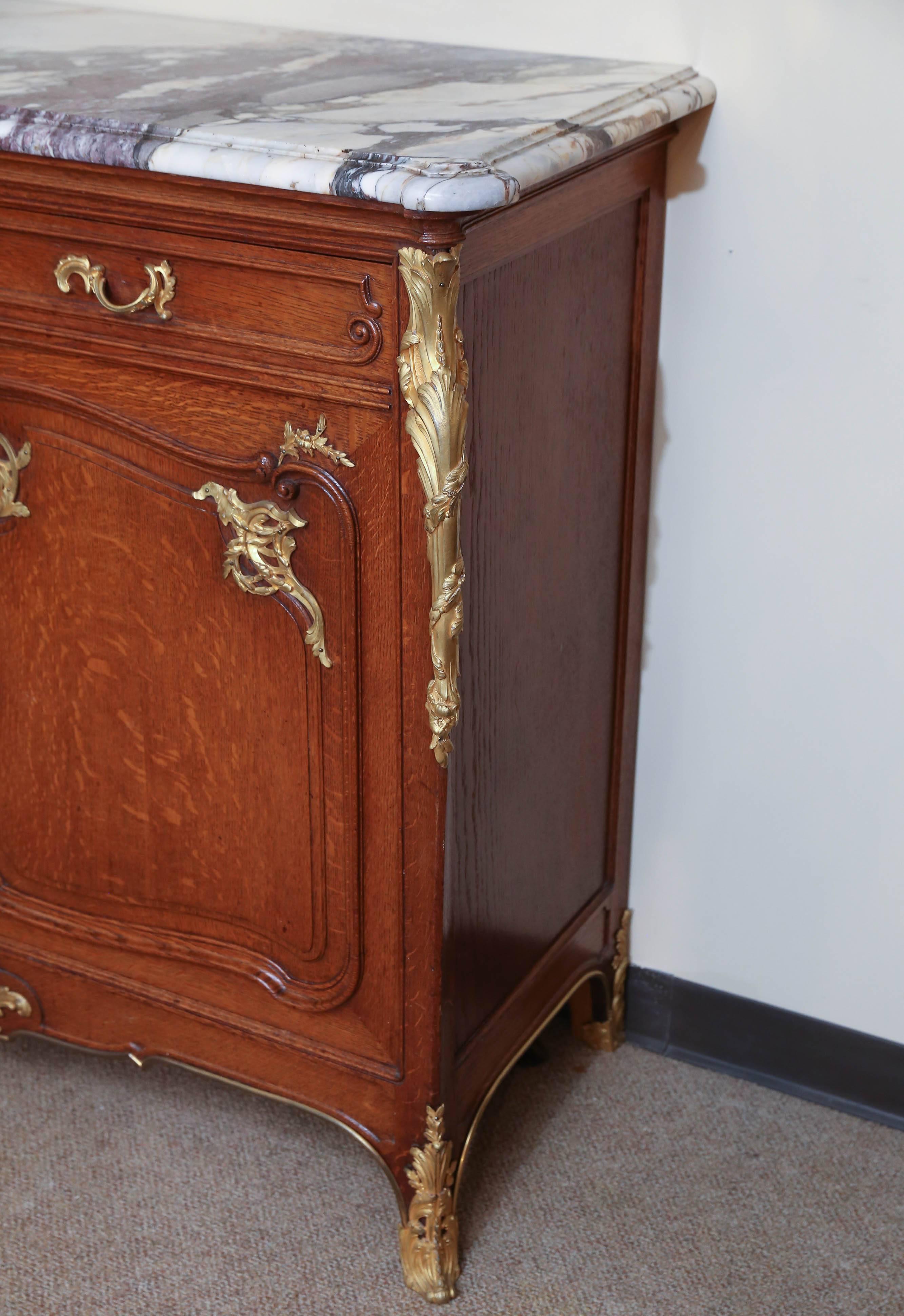 Louis XV/XVI Style Gilt-Bronze Mounted  Marble-Top Cabinet signed Haentges Fres For Sale 1