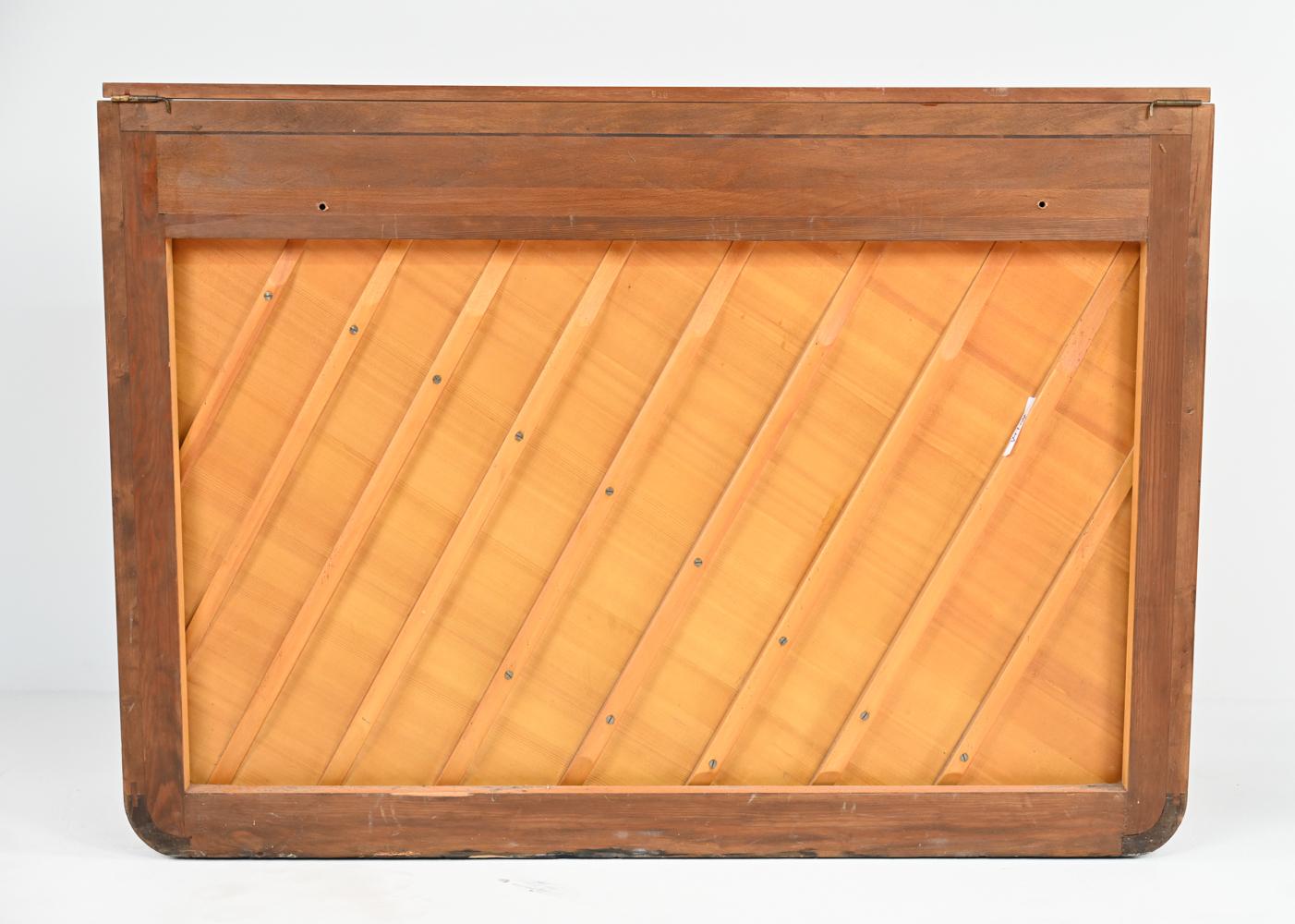 Pianette danoise en acajou du milieu du siècle de Louis Zwicki, vers les années 1960 7