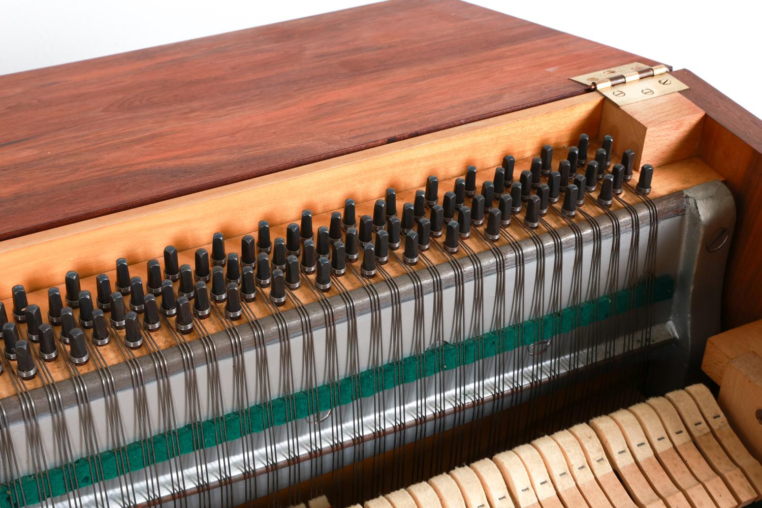 Pianette danoise Louis Zwicki des années 1960 en vente 10
