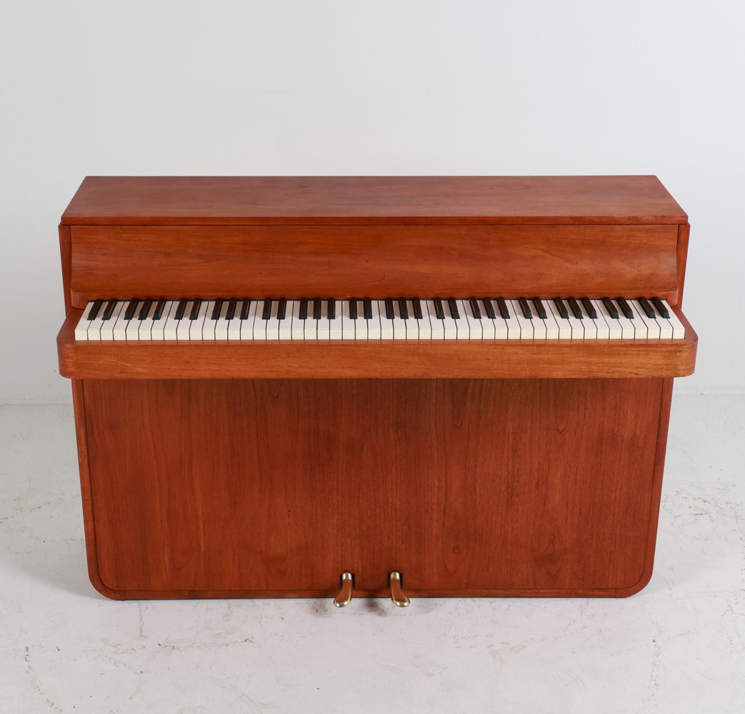 Dänische Pianette aus Teakholz von Louis Zwicki, ca. 1960er Jahre (Moderne der Mitte des Jahrhunderts) im Angebot