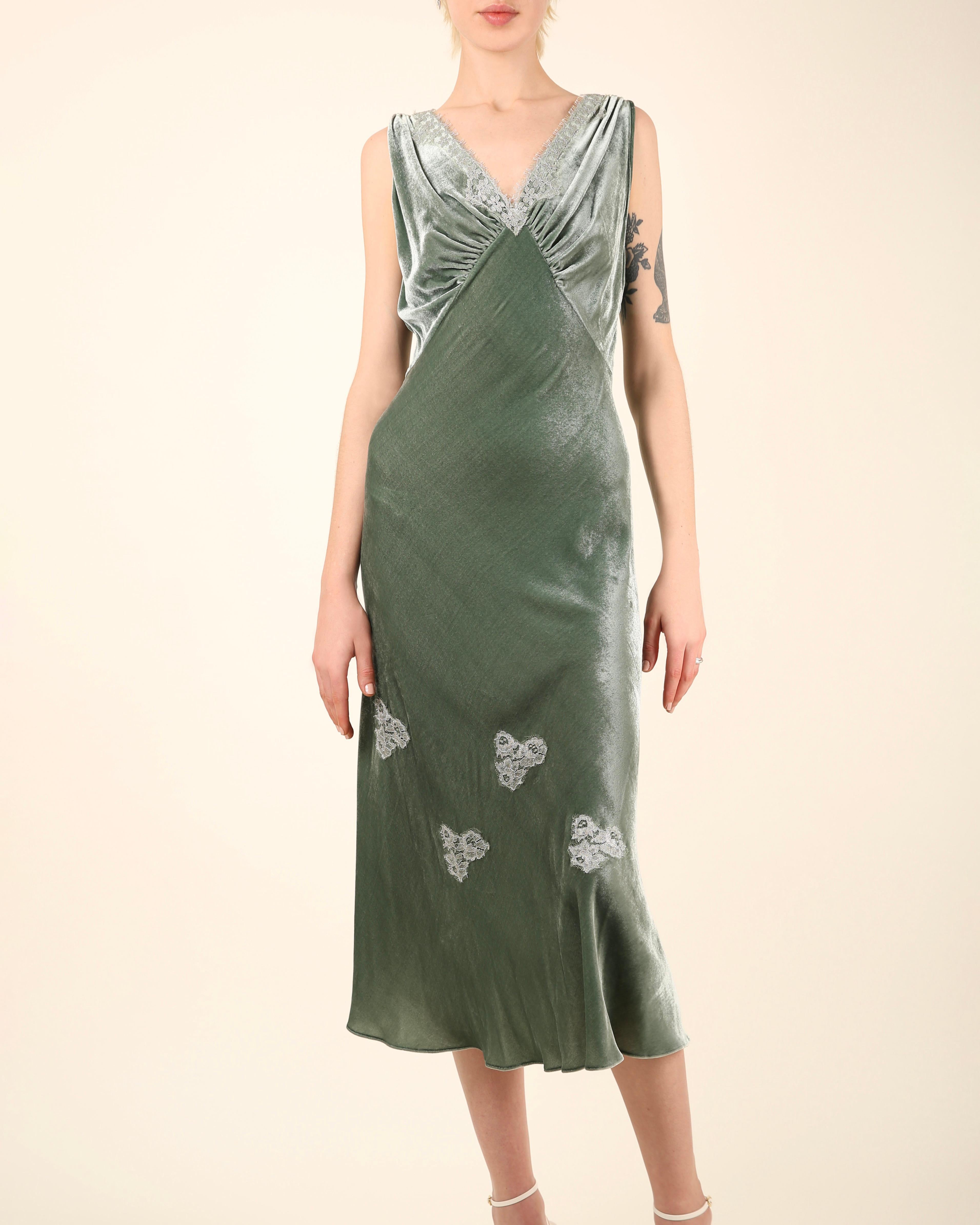Louisa Beccaria green velvet silver lace V neck sleeveless midi dress IT 42-44 In Excellent Condition For Sale In Paris, FR