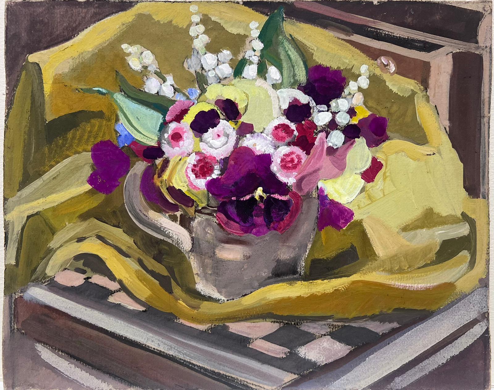 1930er Jahre Französisch Impressionist Gouache lila Blumenstrauß in gelbem Papier im Angebot 1