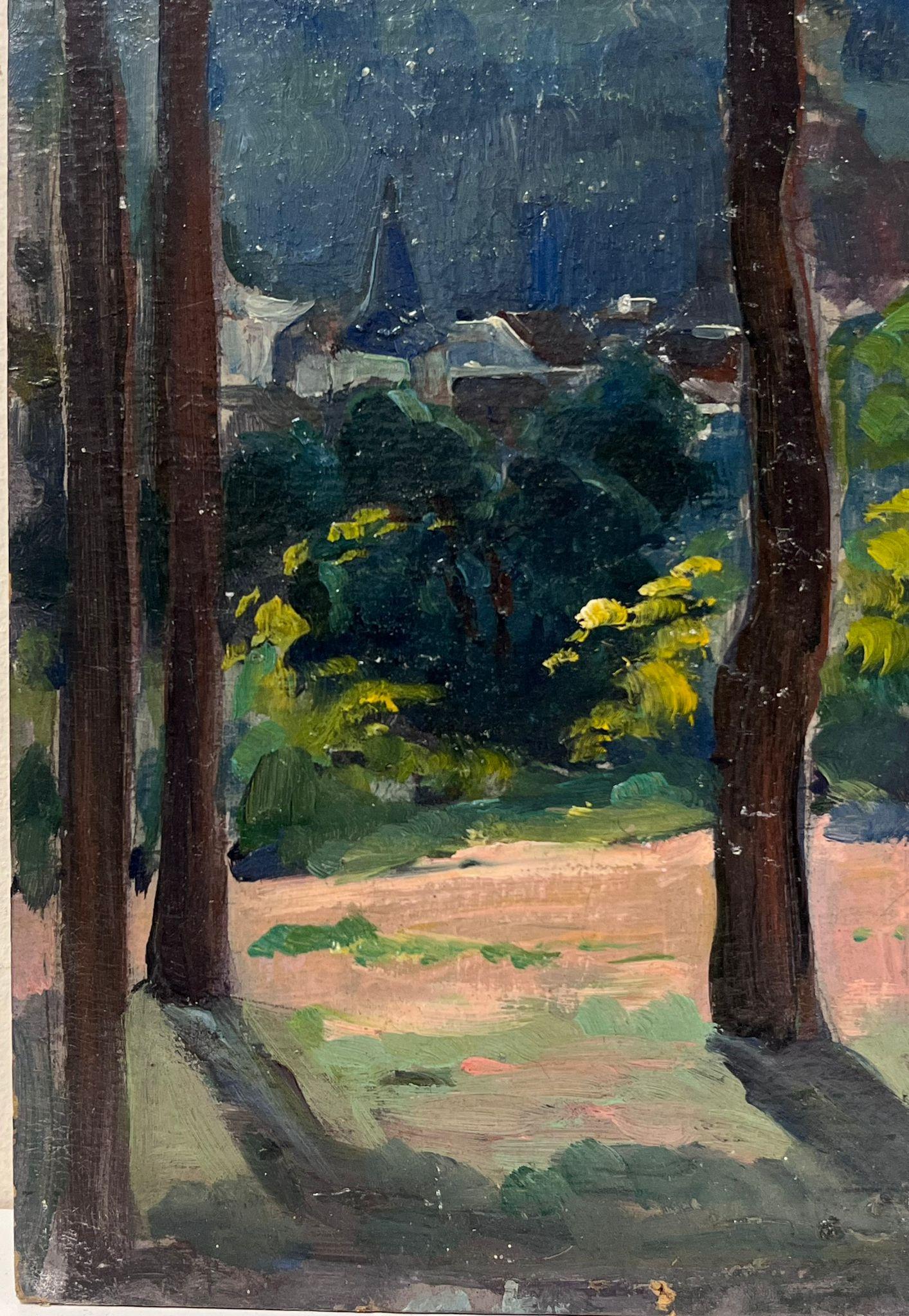 Pittura a olio impressionista francese del 1930 Paesaggio con alberi alti e scuri - Painting di Louise Alix