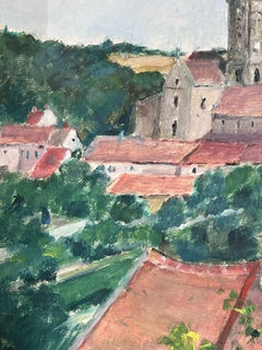 Impresionista francés de 1930 Pueblo con tejado rojo en un paisaje de campos verdes