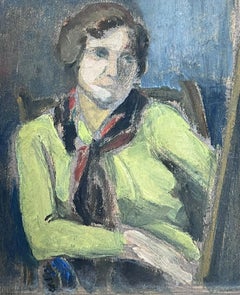 Portrait à l'huile d'une femme des années 1930, posée en chemise jaune et mouchoir noir 