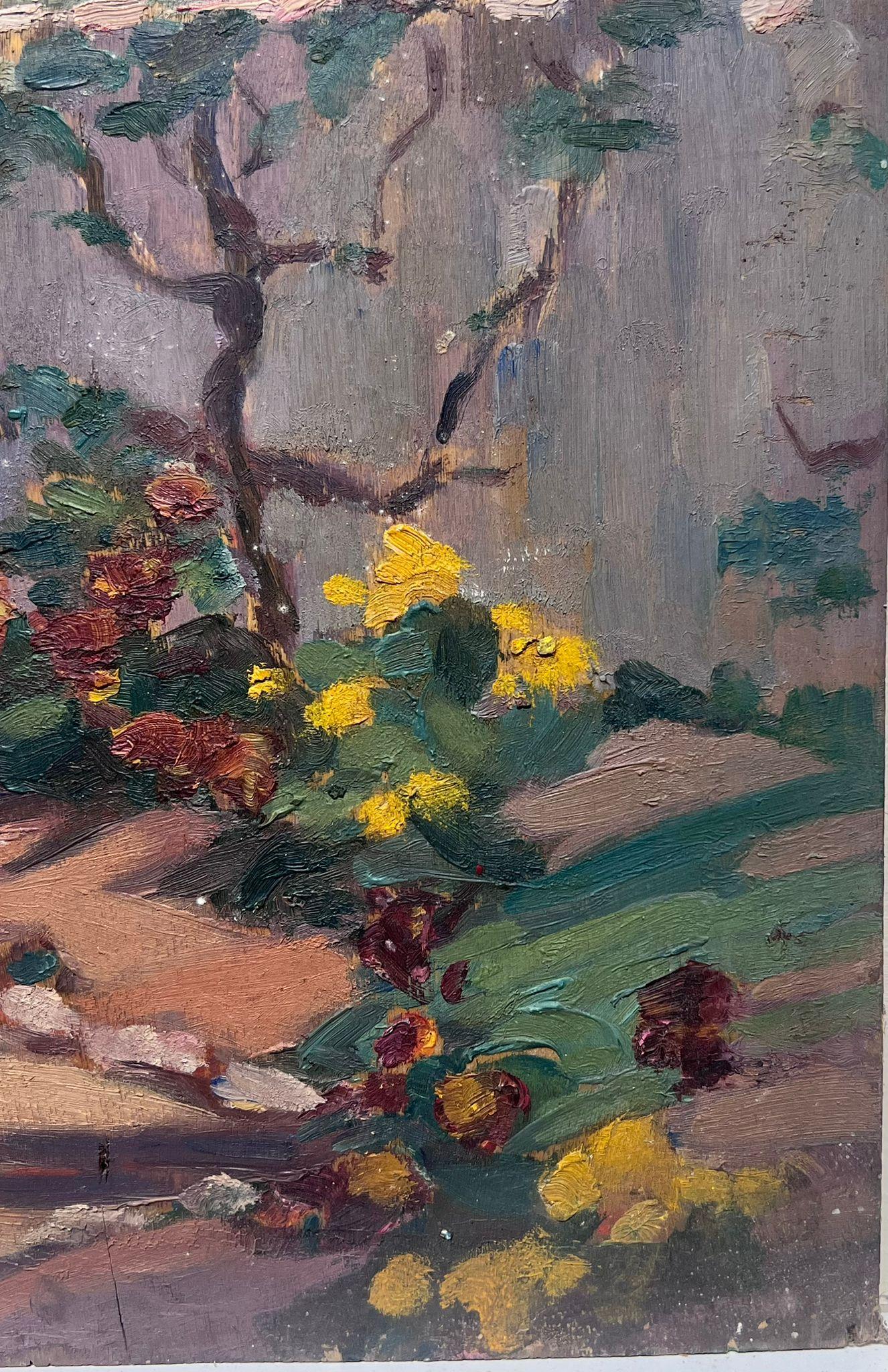 Pittura impressionista francese degli anni '30 con giardino recintato e sentiero, paesaggio - Landscape Painting Grigio di Louise Alix