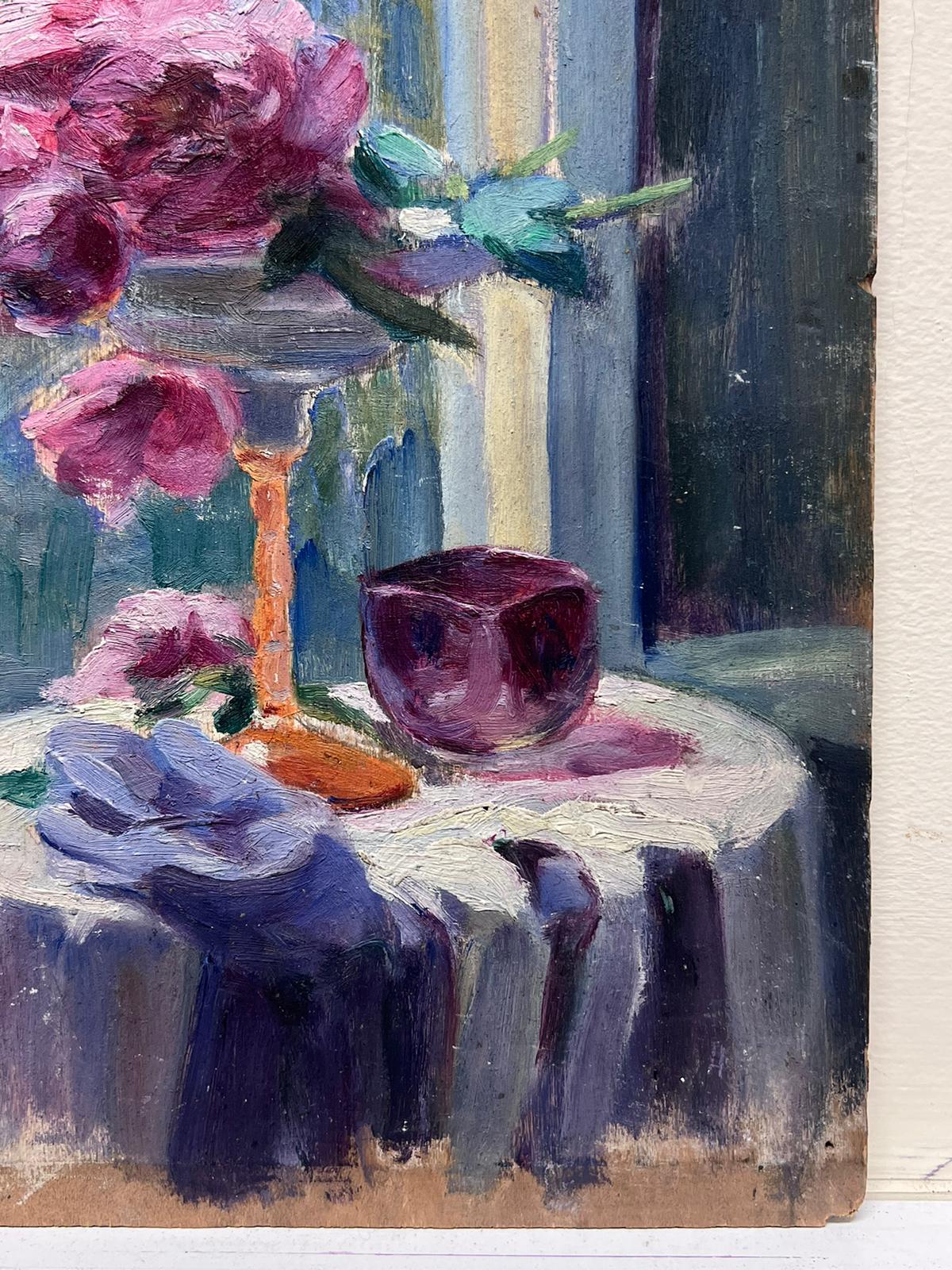 Flores en alféizar de ventana con vistas al jardín 1940's Female French Artist óleo - Painting de Louise Alix