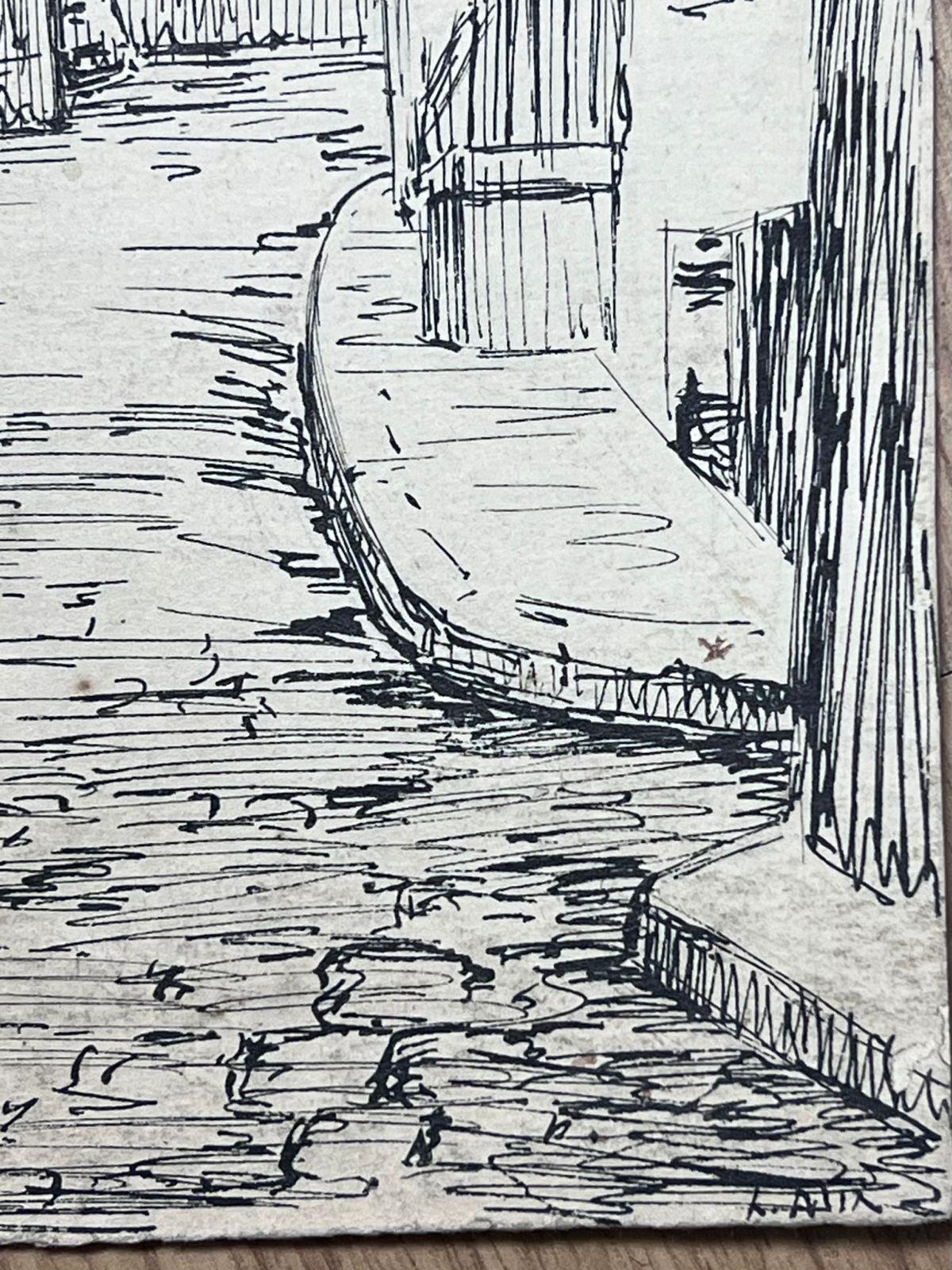 Impresionista francés en blanco y negro Alto edificio callejero - Painting de Louise Alix