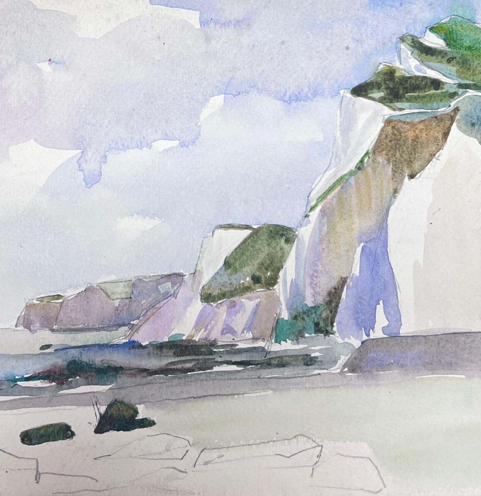 Cliffs côtières rocheuses et couvertes de gazon impressionniste français des années 1930 - Gris Landscape Painting par Louise Alix