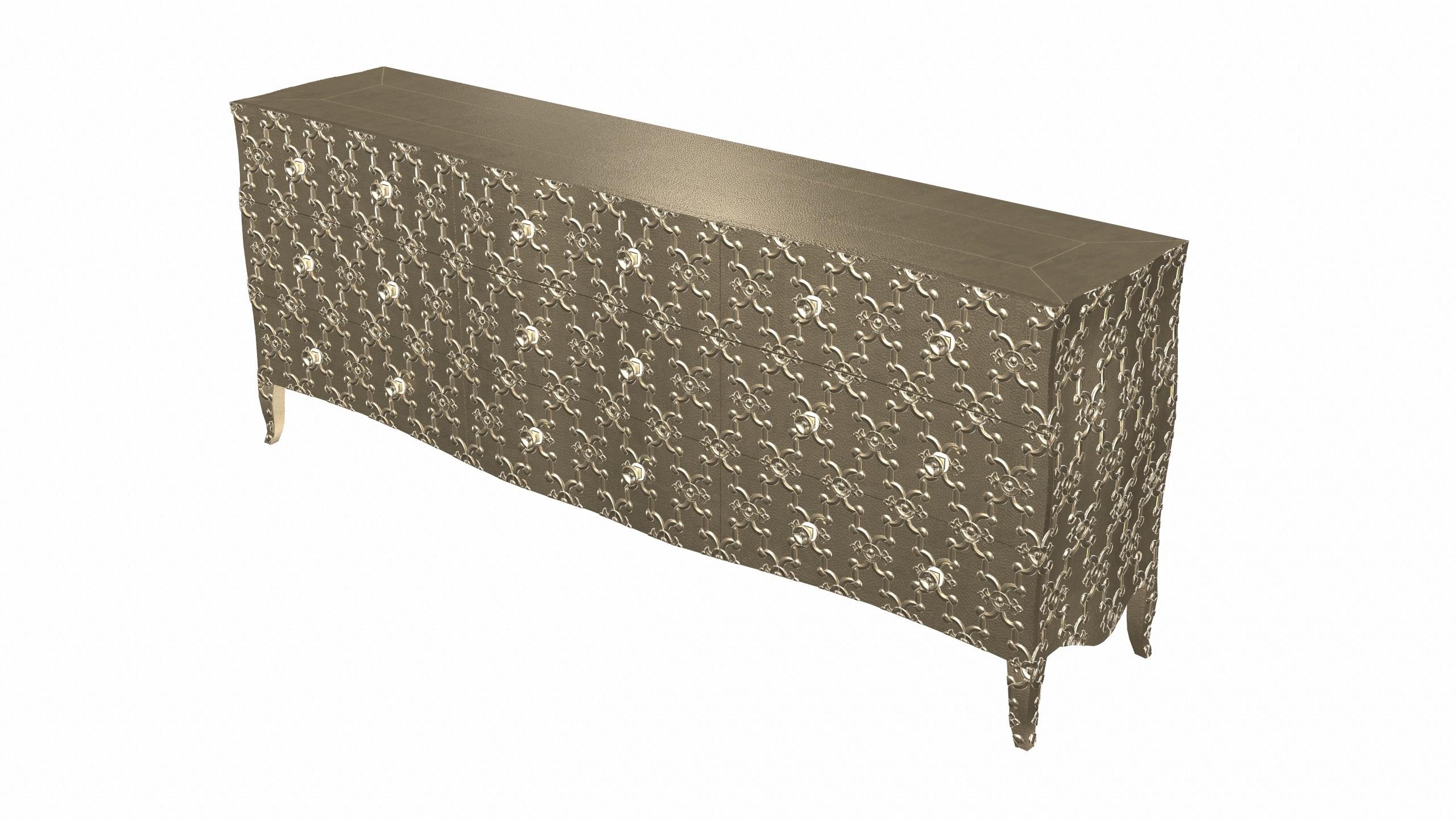 Louise Art Deco Apothekerschränke Fleur De Lis Feines gehämmertes Messing (Art déco) im Angebot
