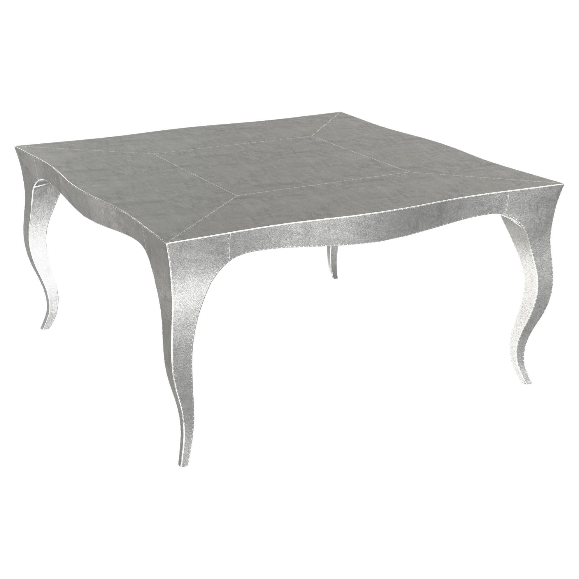 Table basse Art déco en bronze blanc martelé de 18,5x18,5x10 pouces