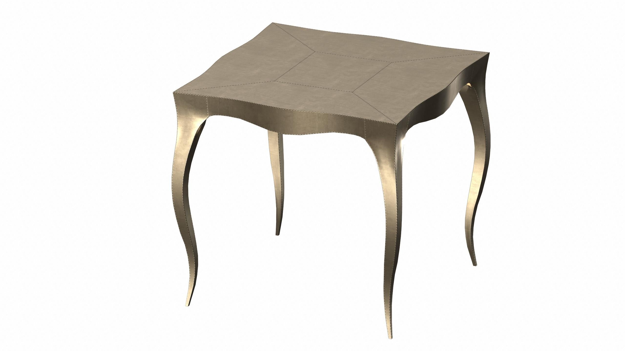 Louis Card Tables aus unserer Collection'S Louise. Der berühmte Designer Paul Mathieu wählte den Namen 