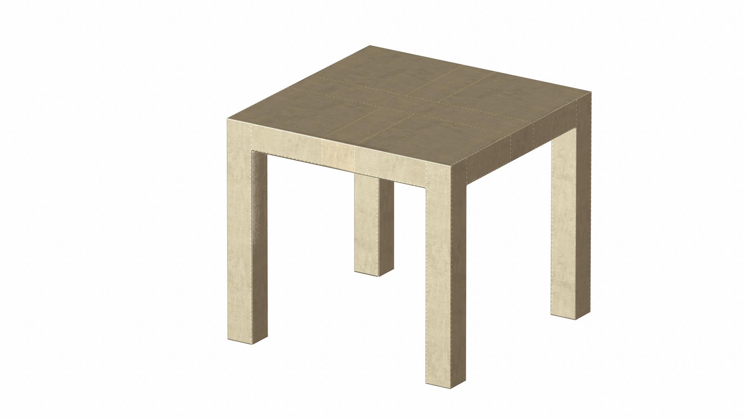 Louise Art Deco Lowboys Square Drink Table Mid. Laiton martelé Alison Spear en vente 3
