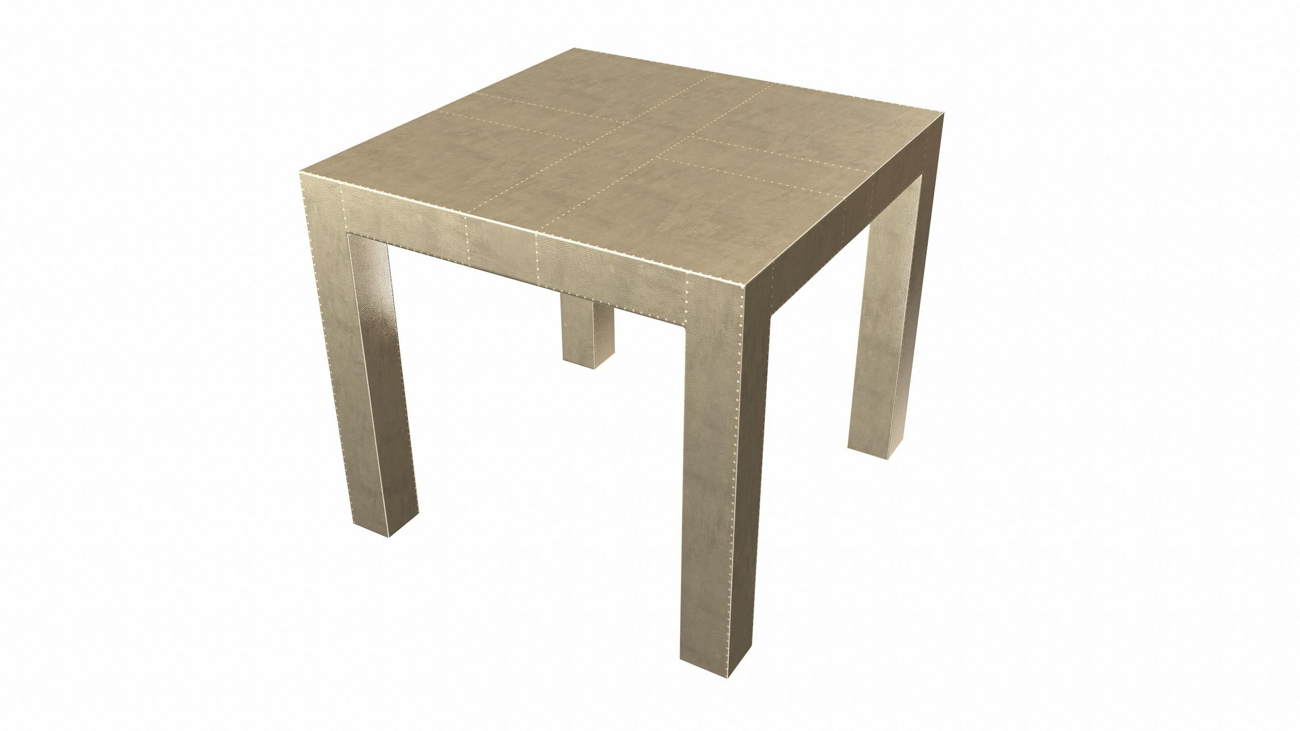 Louise Art Deco Lowboys Square Drink Table Mid. Gehämmertes Messing von Alison Spear (Metall) im Angebot