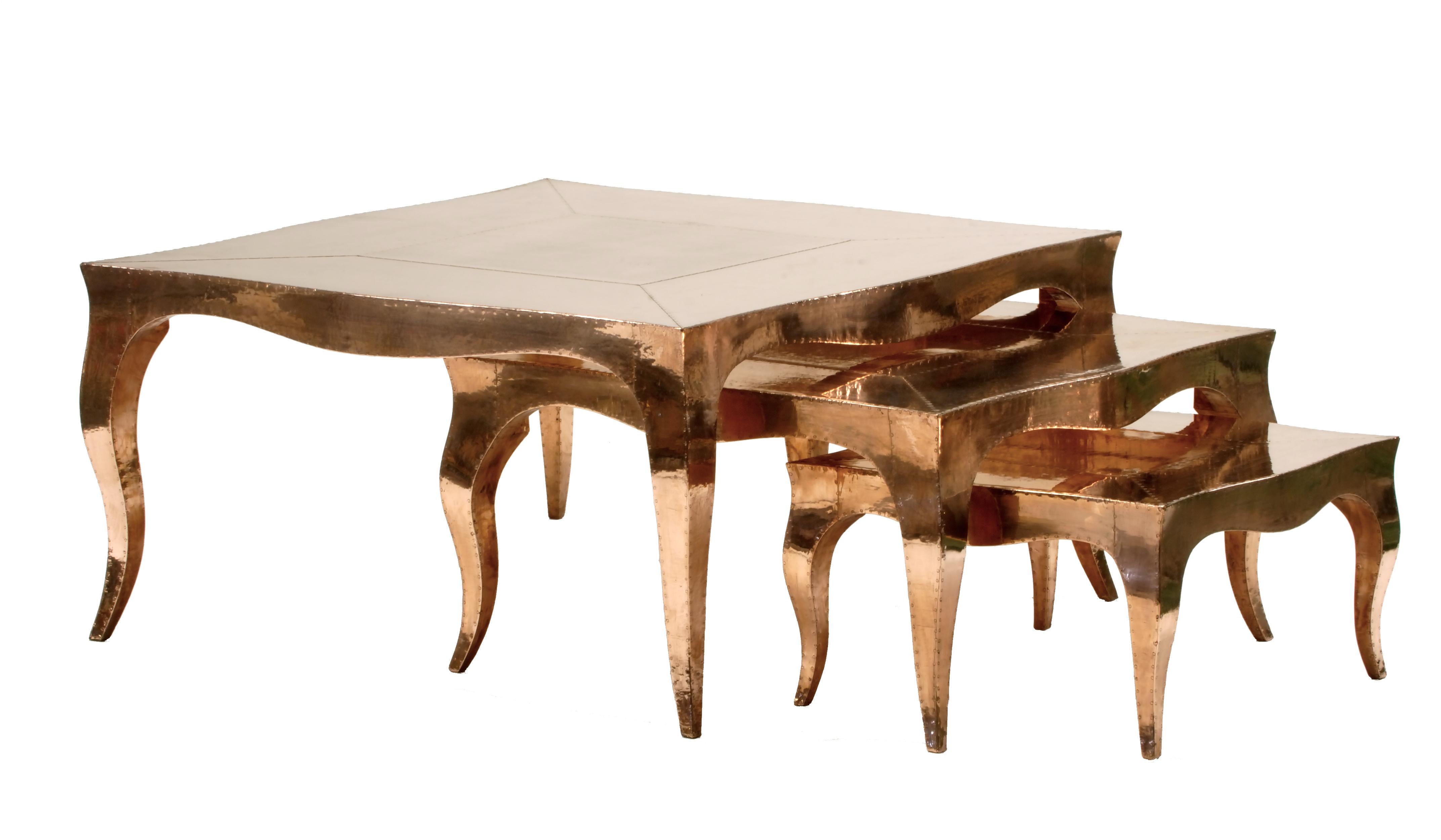 Louise Art Deco Nesting Tables Fine Hammered Brass 18.5x18.5x10 inch by Paul M. en vente 12