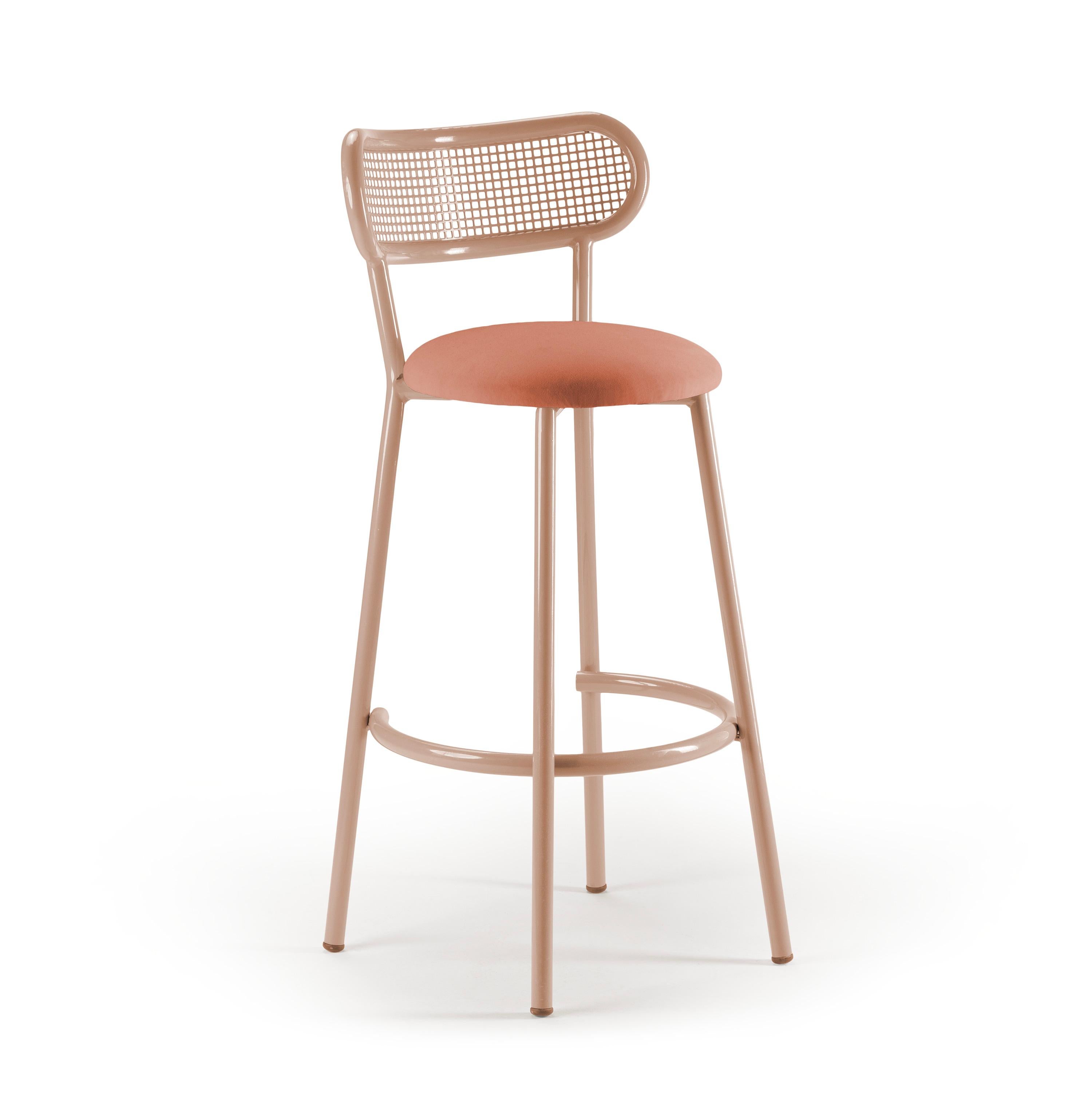 Intended for modern working, dining, and living, the Louise chair combines a clean, steel structure, perforated steel back and upholstery resulting in an effortless modern classic that is perfectly proportioned.
The Louise chairs can evoke such