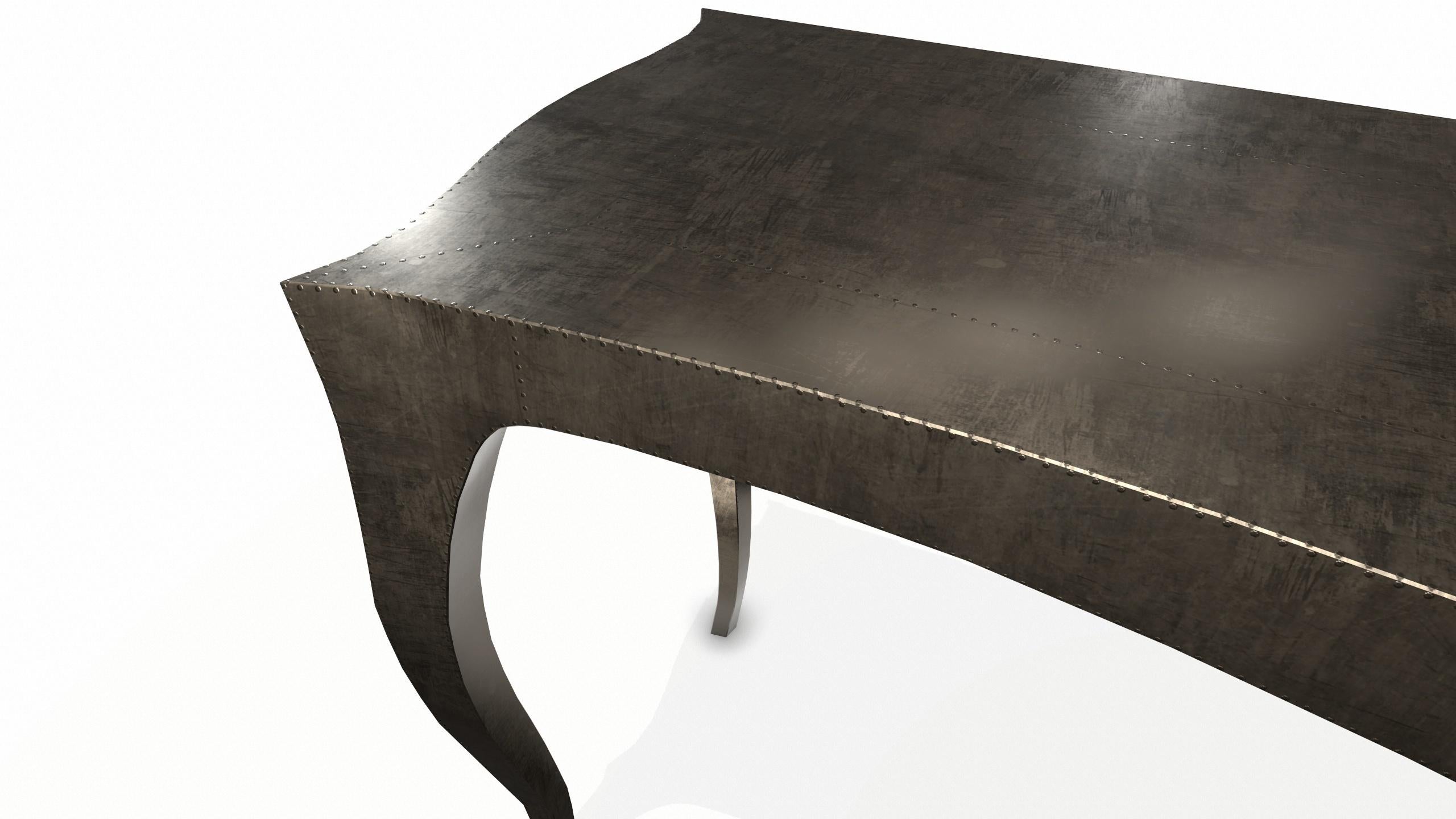 Autre Consoles gigognes et tables empilables Art déco en bronze ancien lisse Louise en vente