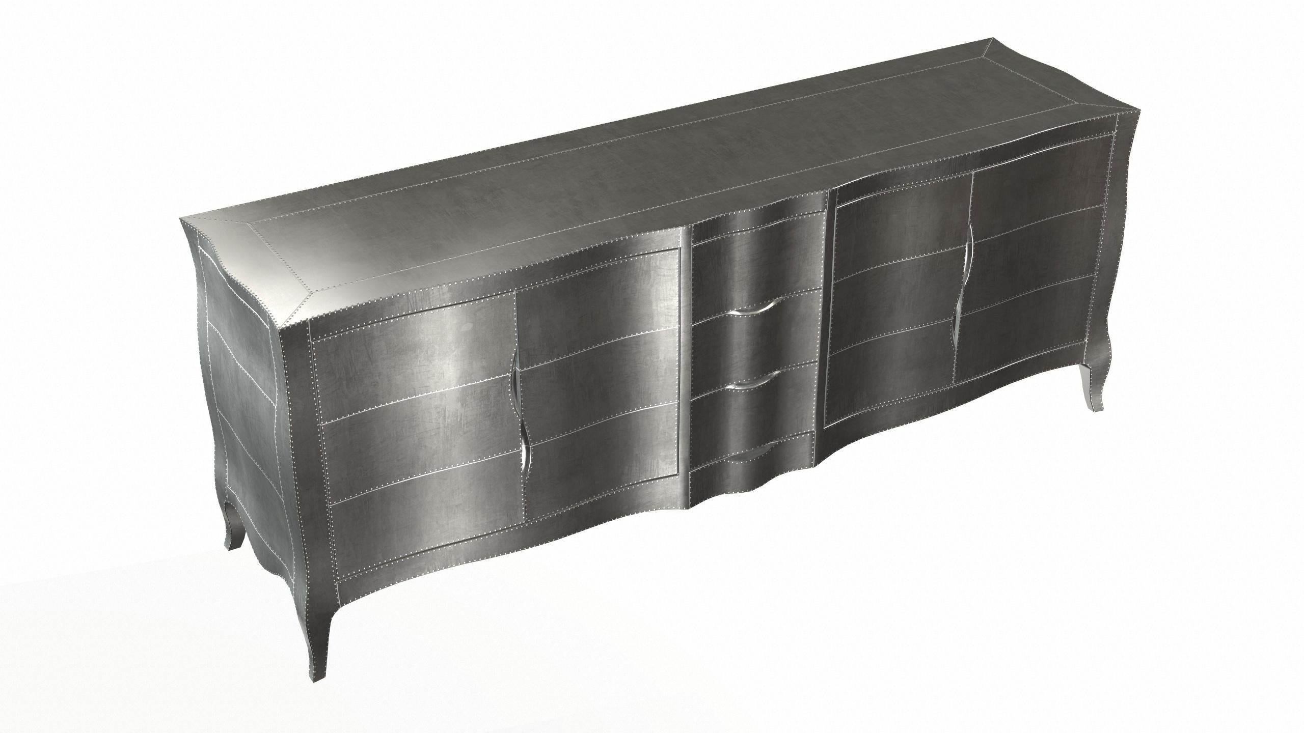 Louise Credenza Art-Déco-Schränke aus glatter weißer Bronze von Paul Mathieu im Angebot 2