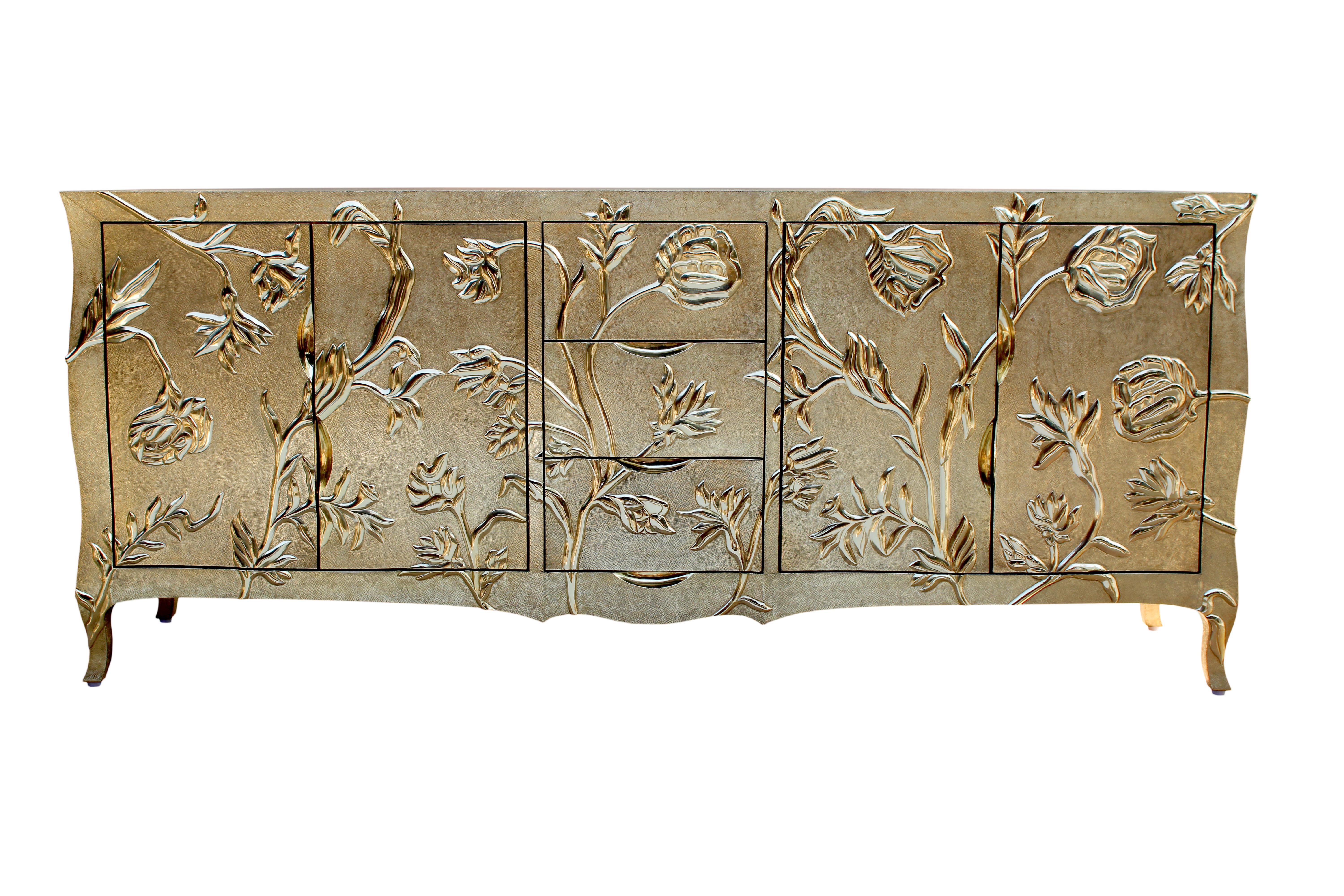 Louise Floral Art Deco Buffet Fine Hammered Brass by Paul Mathieu For Sale 3