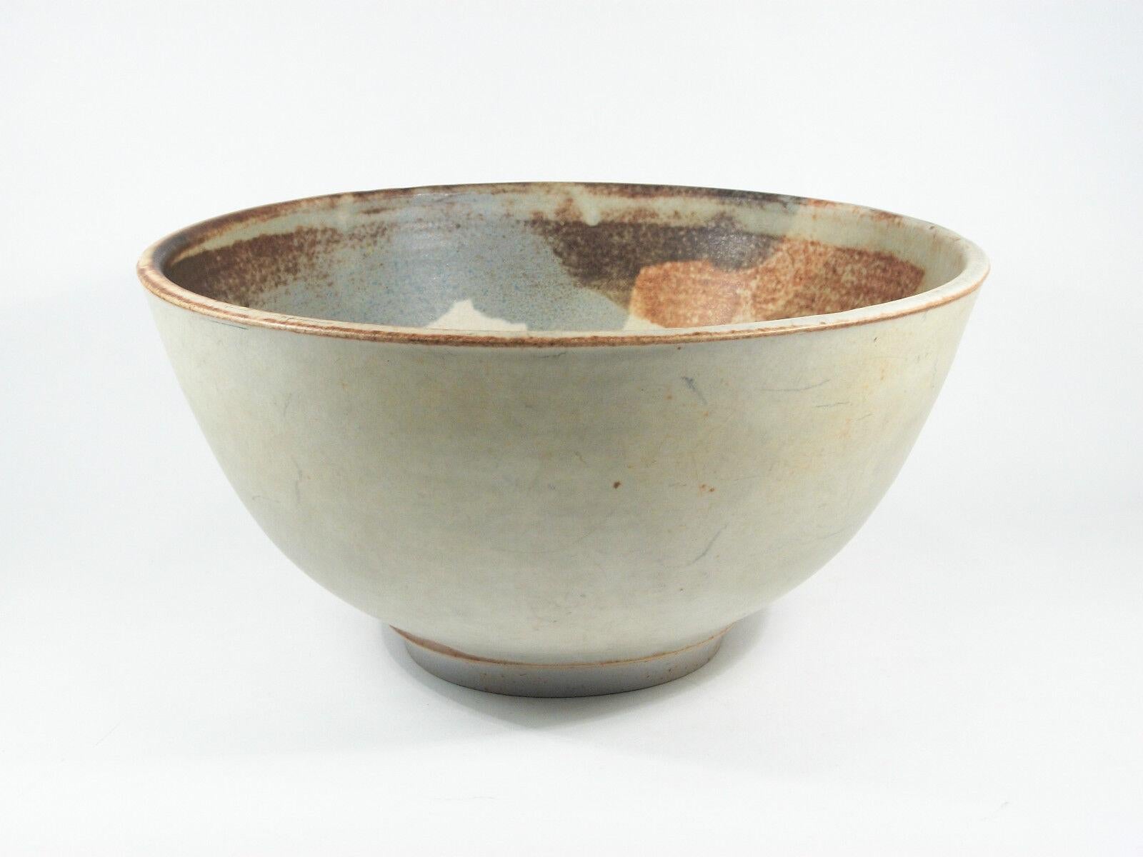 20th Century Louise Macnab, Large Studio Pottery Bowl, Splash Decorated, Canada, 20th C For Sale