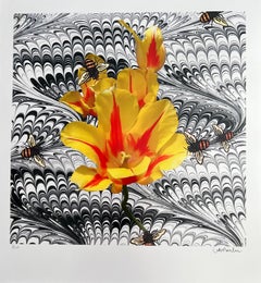 Tulpen und Bienen (Ausschnitt, Collage, Schwarz-Weiß, Muster, Negativraum)