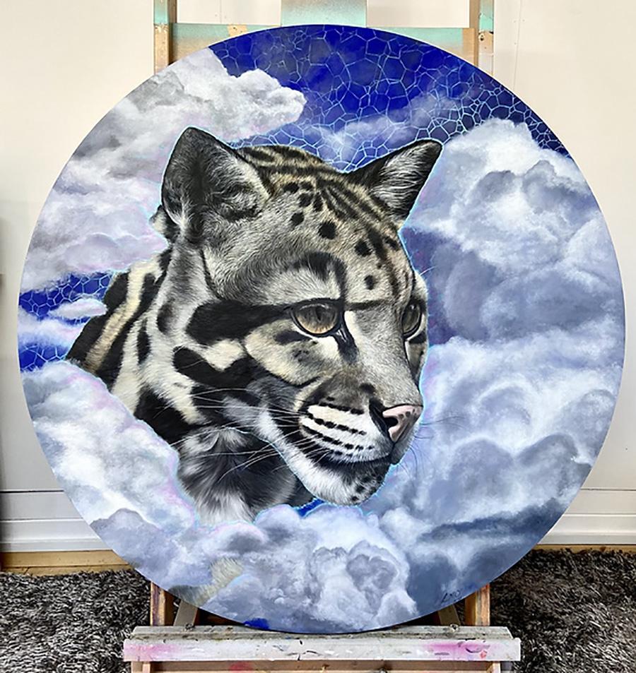 Non-Fungible Reality von Louise McNaught Zeitgenössisches Tier Leopard Ölgemälde im Angebot 3