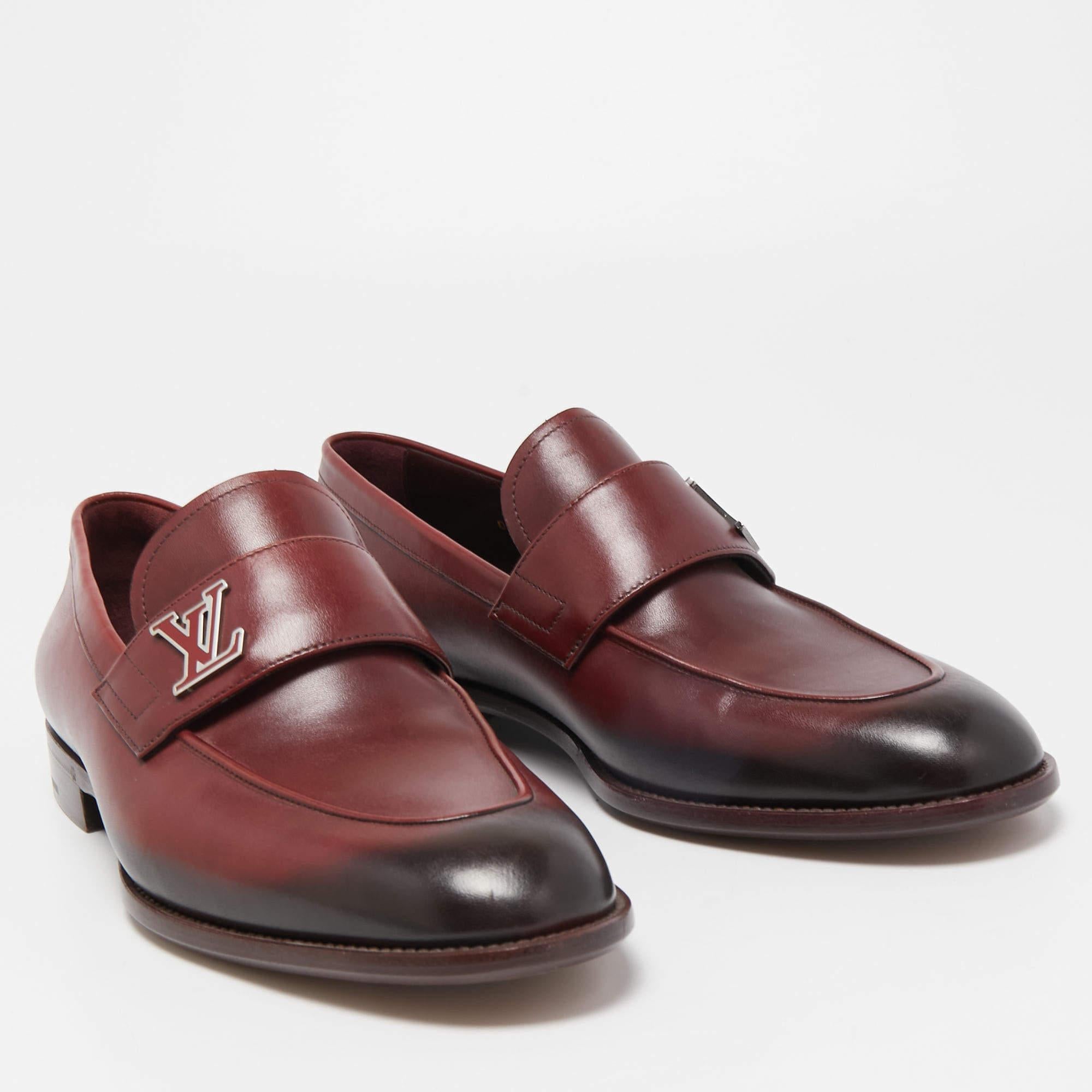 Louise Vuitton Burgundy/Black Leather Slip On Loafers Size 41 In New Condition In Dubai, Al Qouz 2