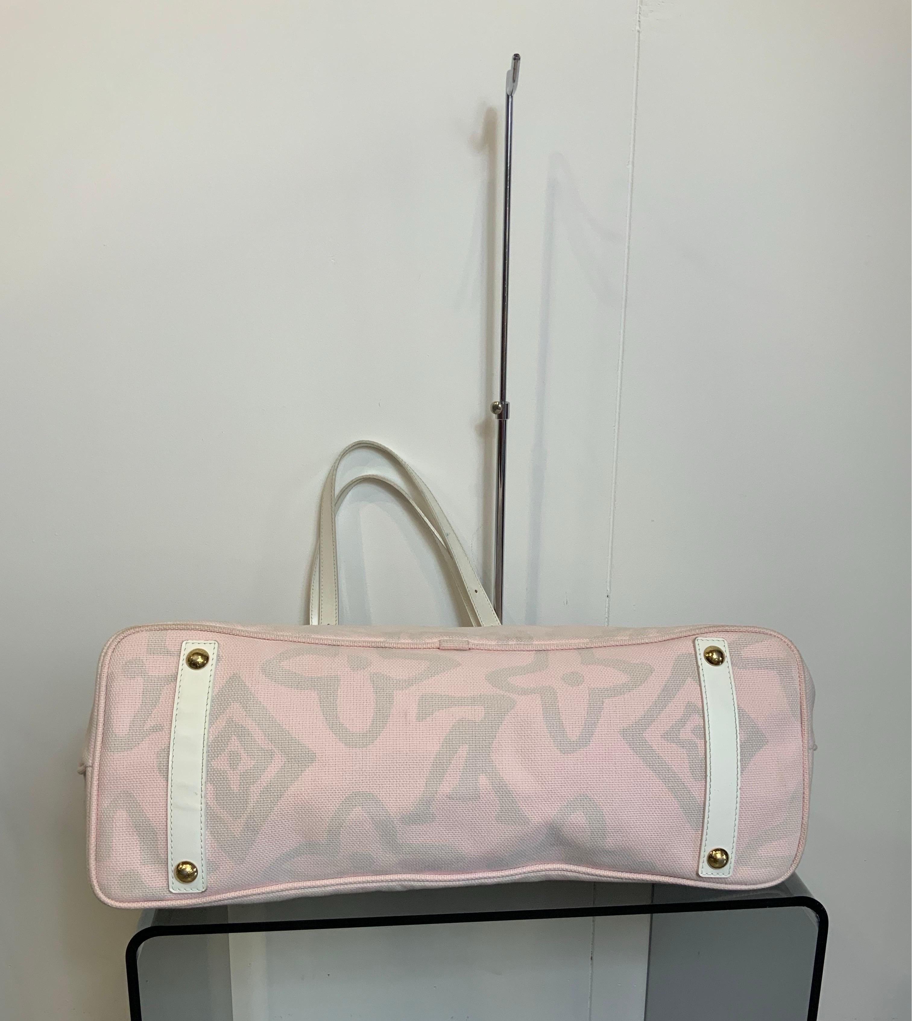 Louise Vuitton Cruise line Tahitienne pink Shoulder Bag For Sale 3