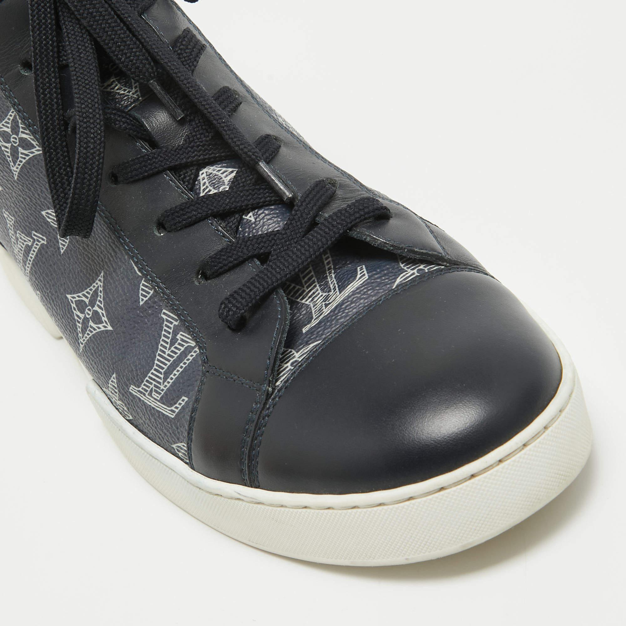 Louise Vuitton Navy Blue Canvas and Leather Match Up Cloth Trainer High Top  For Sale 3