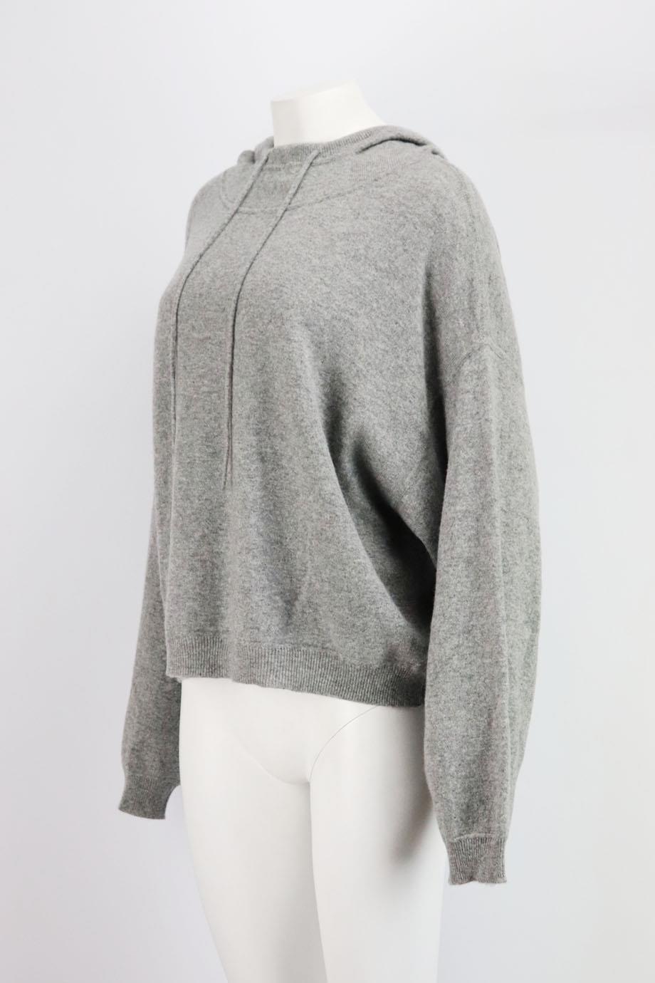 This 'Linosa' hoodie by LouLou Studio is spun from fine Mongolian cashmere and knitted for a roomy fit and embroidered with the brand's tonal shell emblem. Grey cashmere. Slips on. 100% Cashmere. Size: Large (UK 12, US 8, FR 40, IT 44). Bust
