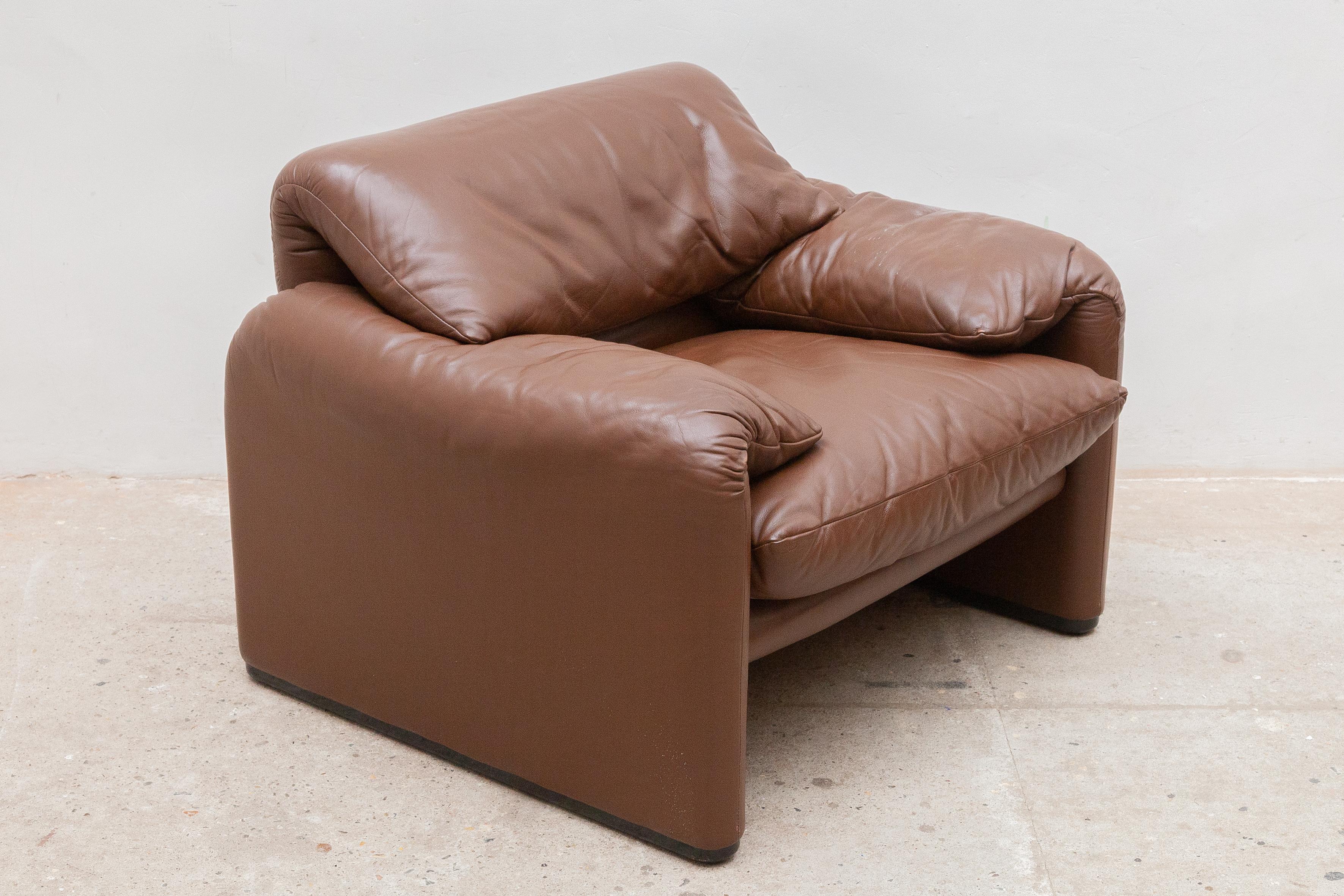 Iconic lounge chair model 