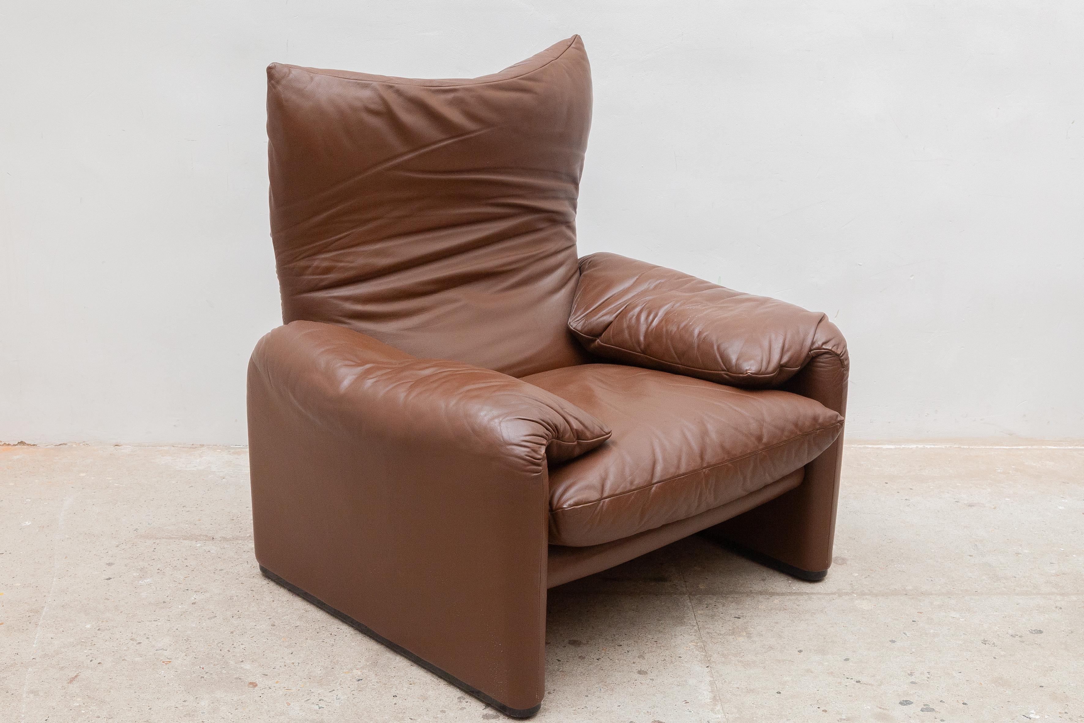 Hand-Crafted Lounge Arm Chair Model 