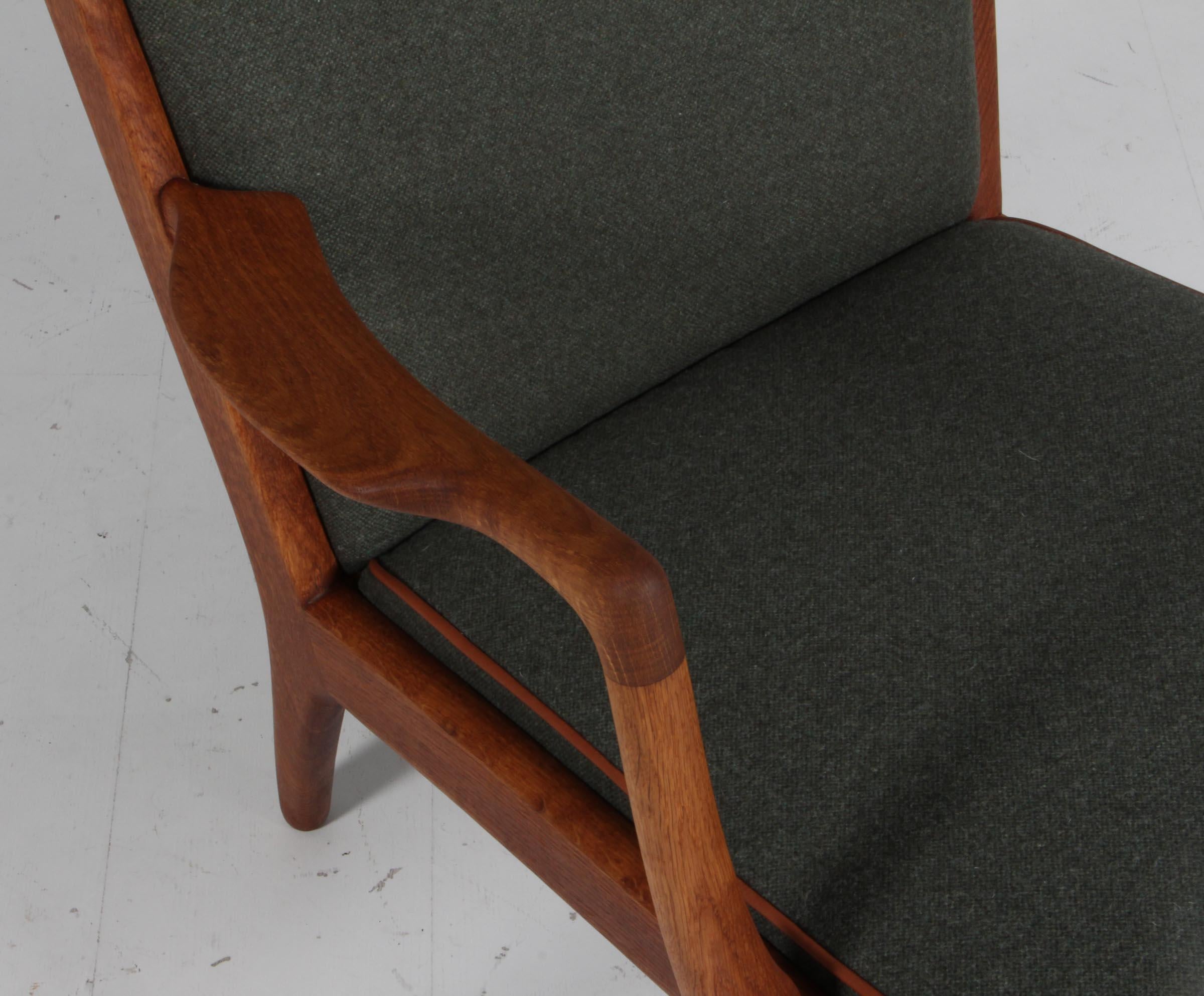 Late 20th Century Lounge / armchair, Model AP15, by Hans Wegner for A.P. Stolen. Full grain For Sale