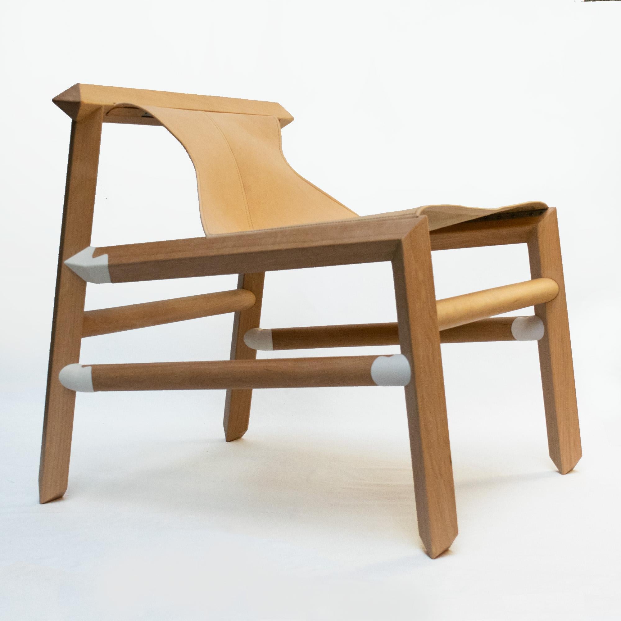The Lounge chair 1907 was launched at the ICFF - Wanted design fair in 2019, during the New York design week. Each one of those barstools are made by his creator § team at the espina corona workshop under SLOW MADE standards and with ecological