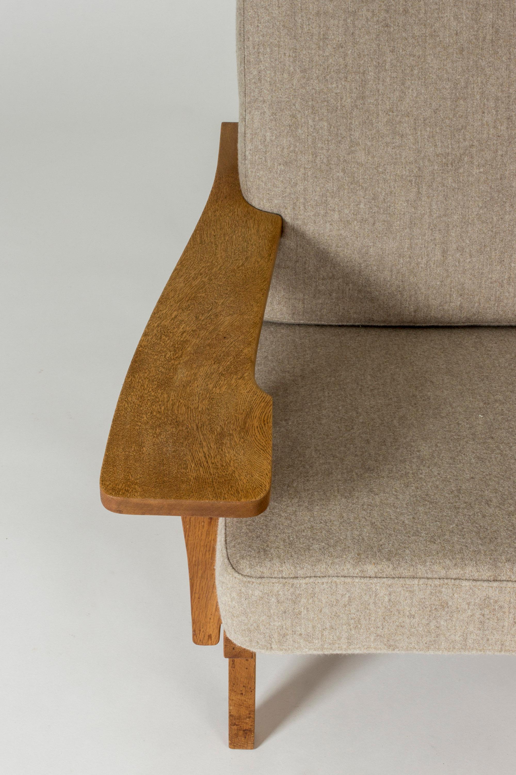 Lounge Chair and Footstool by Hans J. Wegner, GETAMA, Denmark, 1970s 1