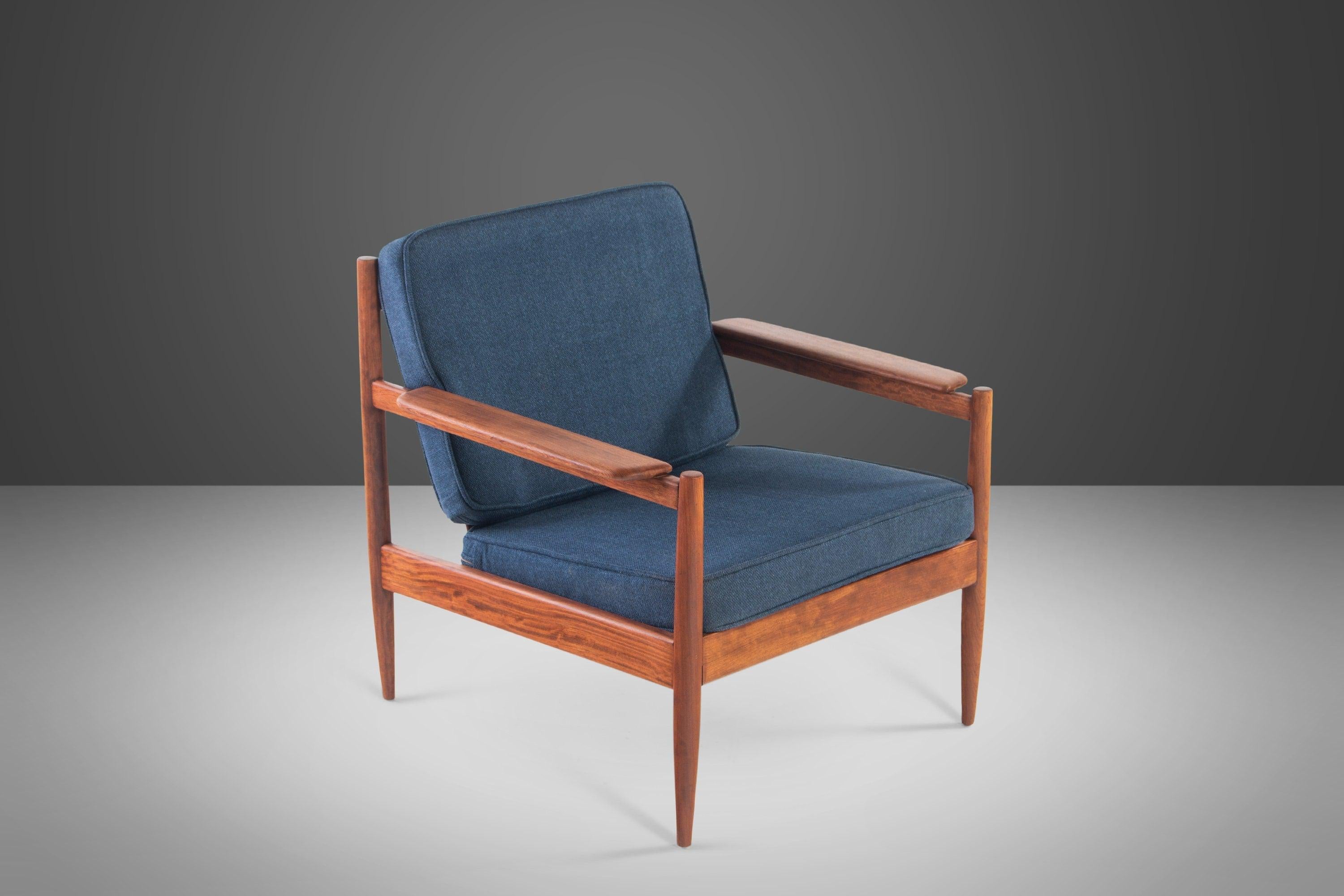 Danish Modern Teak Lounge Chair & Ottoman Attributed to Arne Vodder, c. 1960s In Good Condition For Sale In Deland, FL