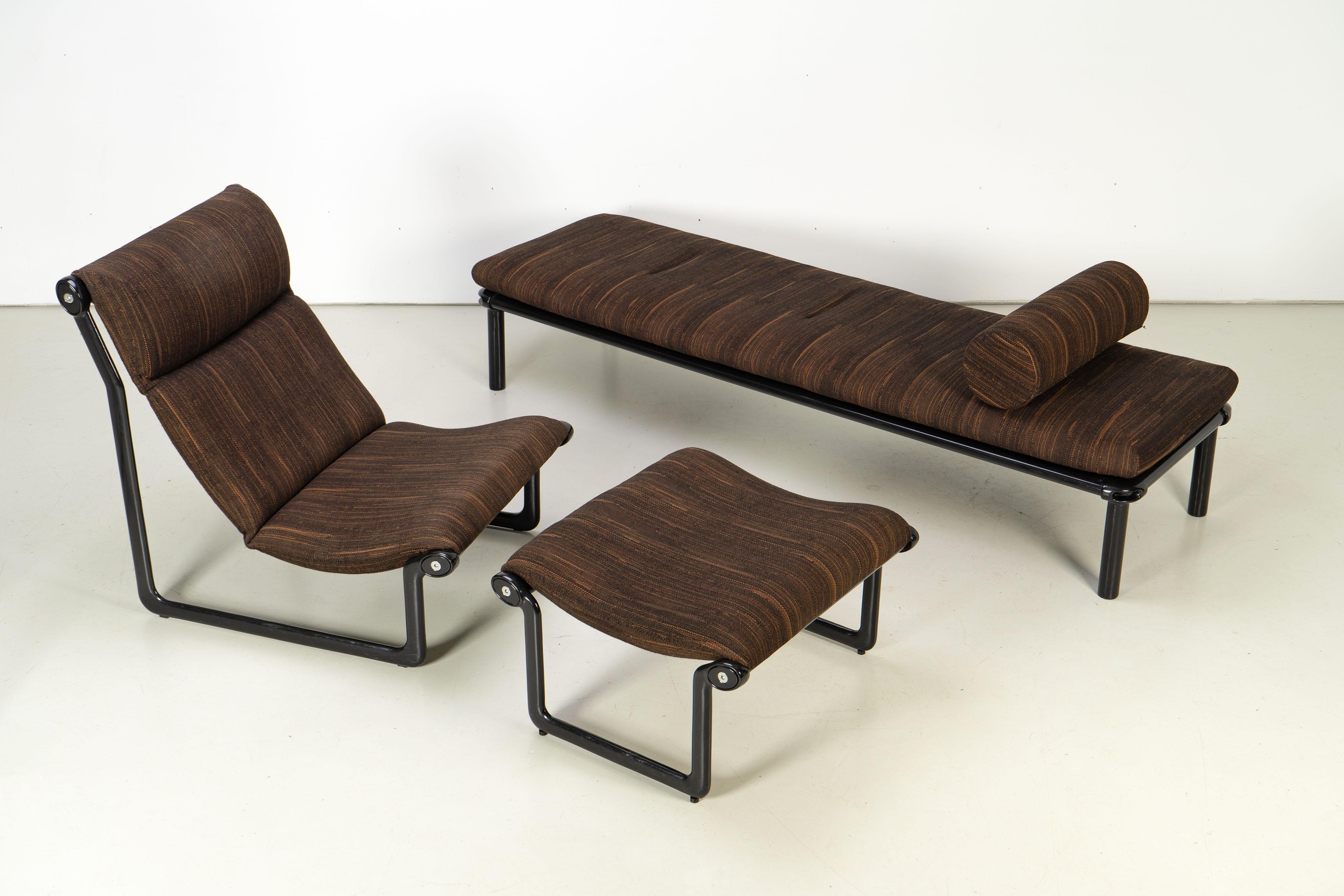 Lounge Chair and Ottoman Bruce Hannah and Andrew Morrison for Knoll Int., 1970s 3