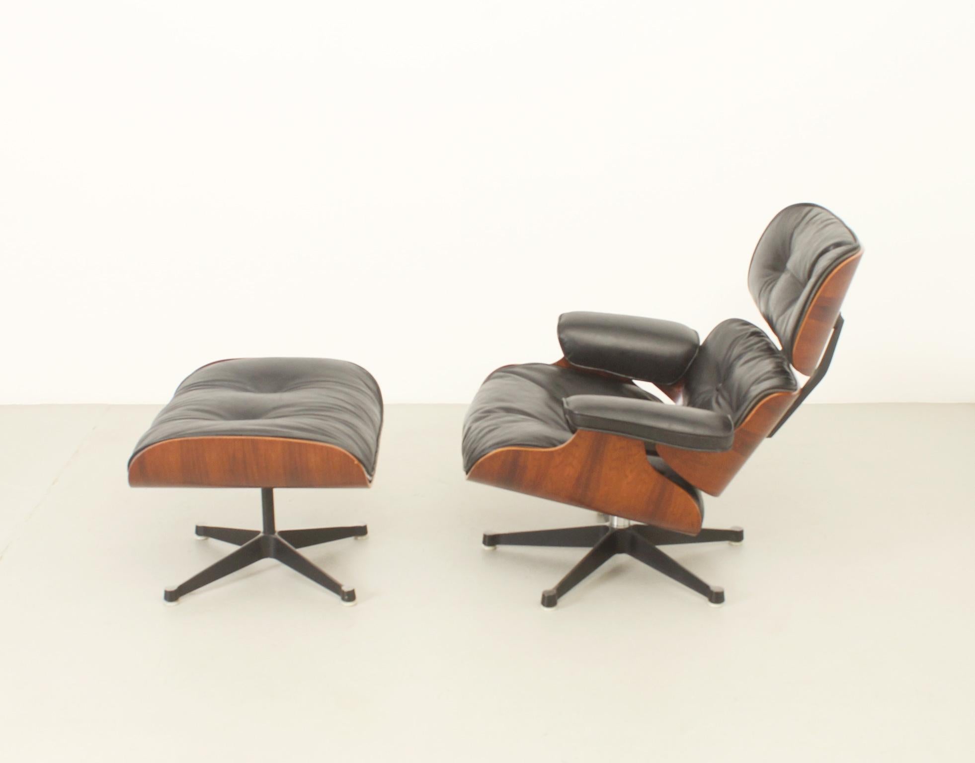 Mid-Century Modern Lounge Chair and Ottoman by Charles and Ray Eames, 1960's