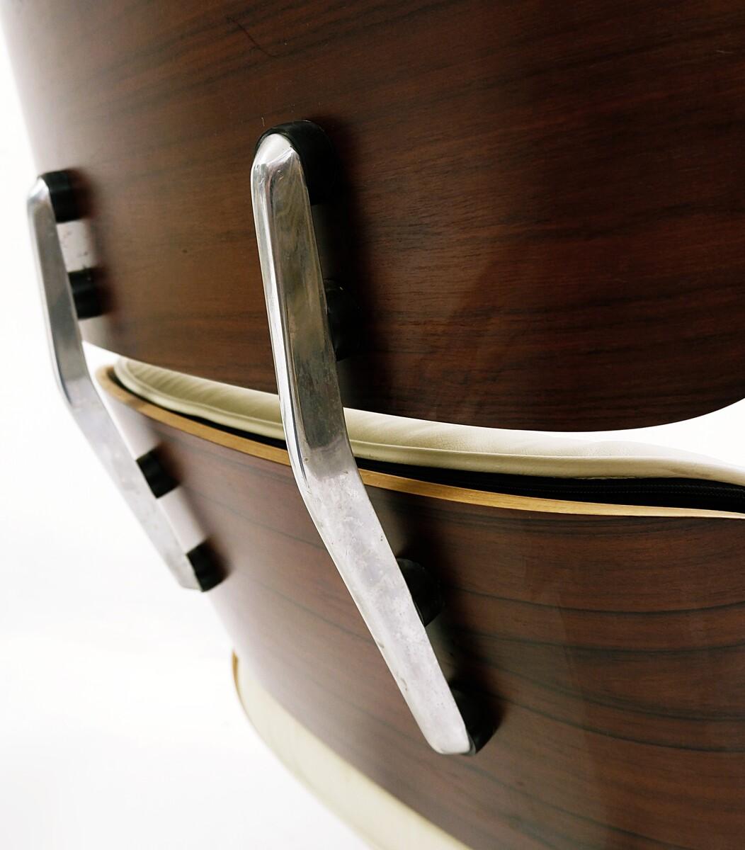 Lounge Chair and Ottoman by Charles Eames for IFC Milan In Good Condition In Brussels , BE