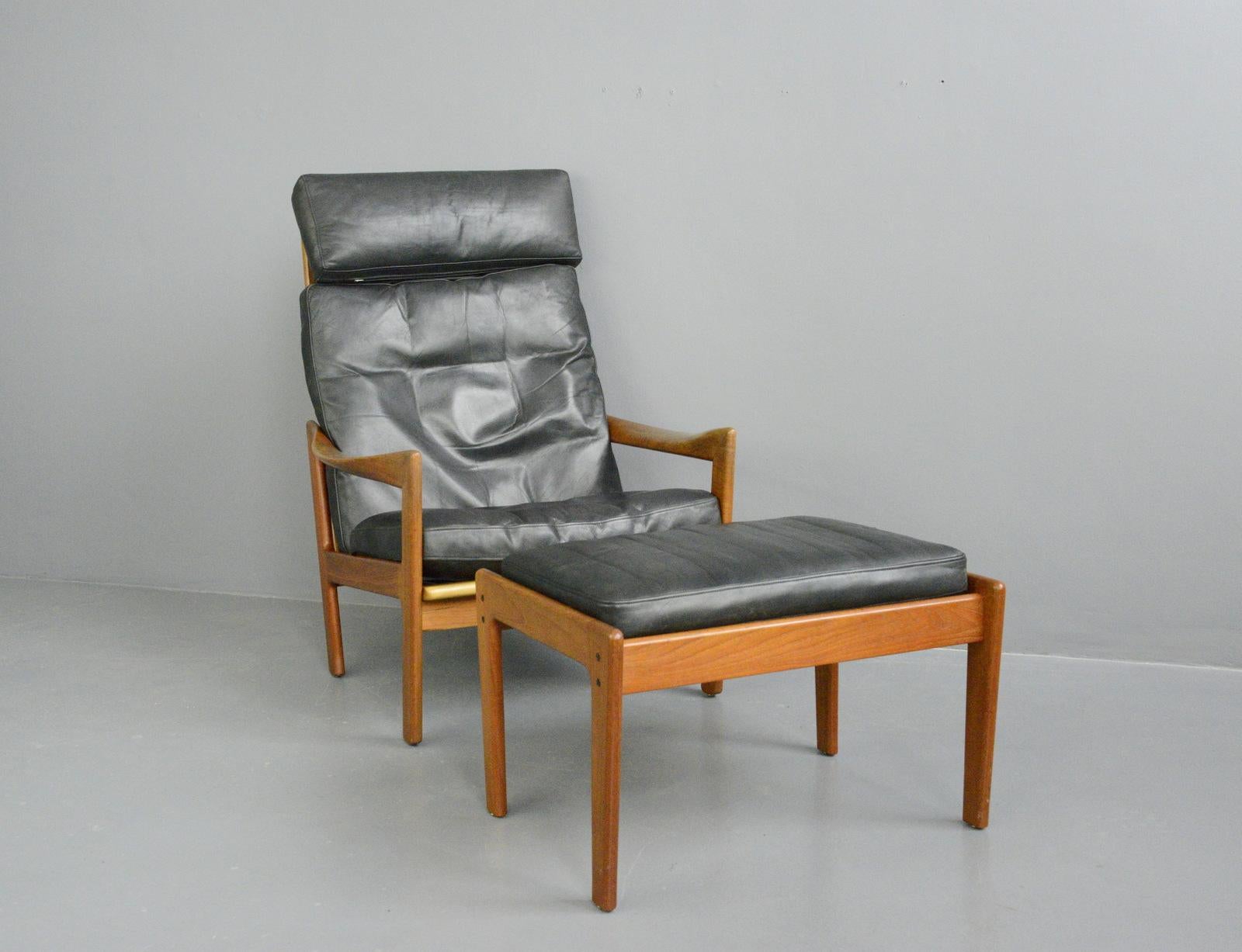 Lounge Chair and Ottoman by Illum Wikkelsø, circa 1960s 3