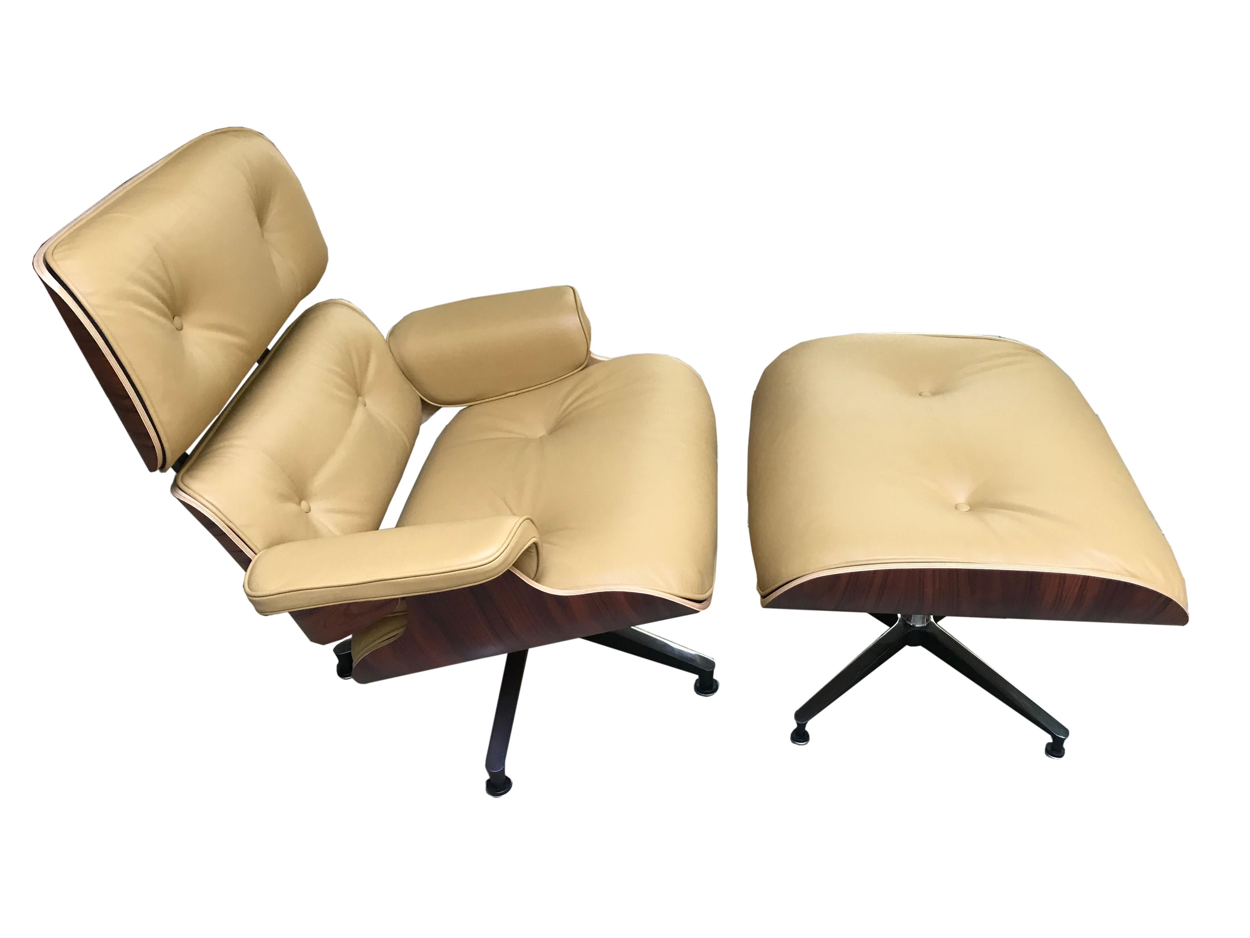 Lounge Chair and Ottoman Charles Eames In Good Condition In Saint Ouen, FR