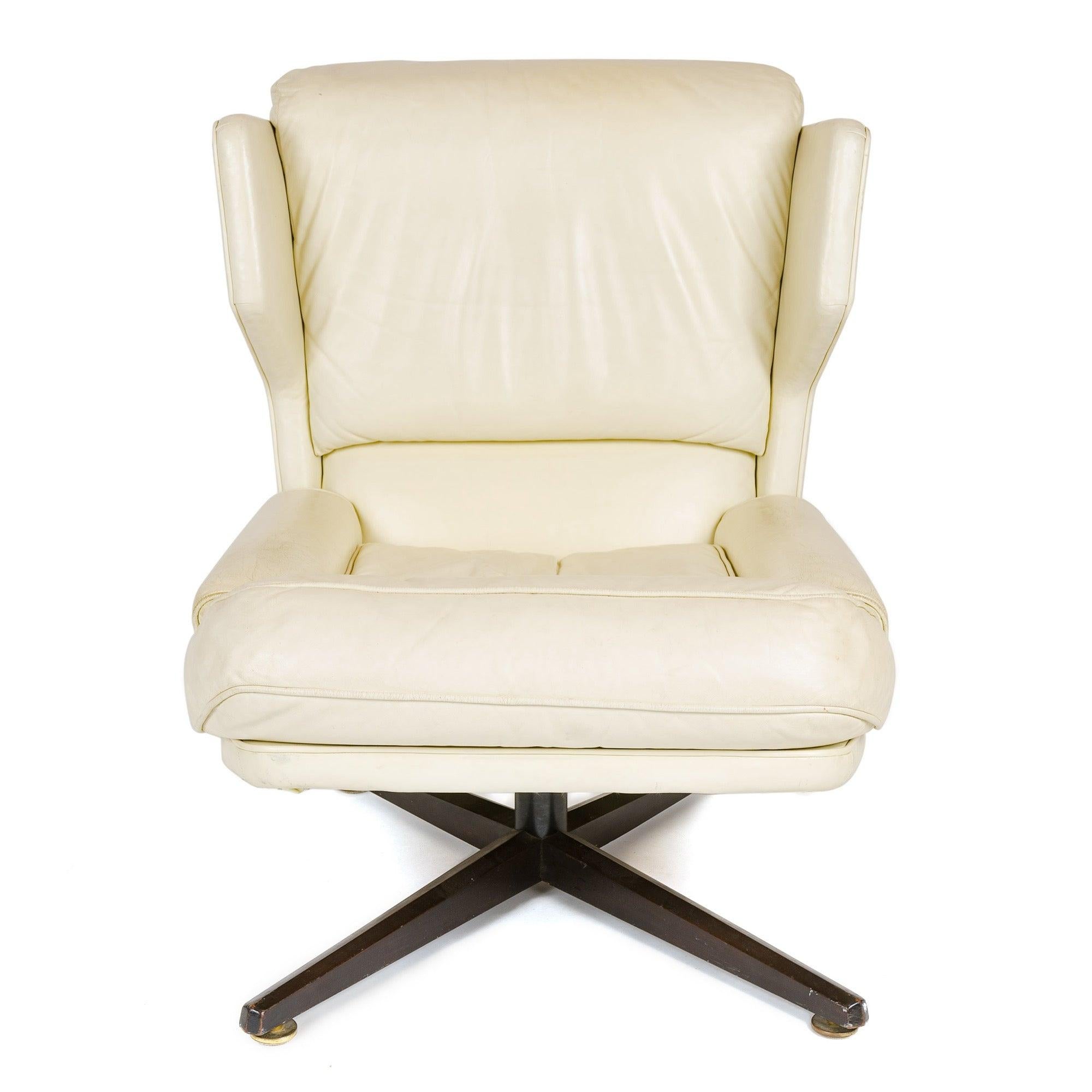 Lounge Chair and Ottoman by Edward Wormley for Dunbar, 1961 (amerikanisch) im Angebot