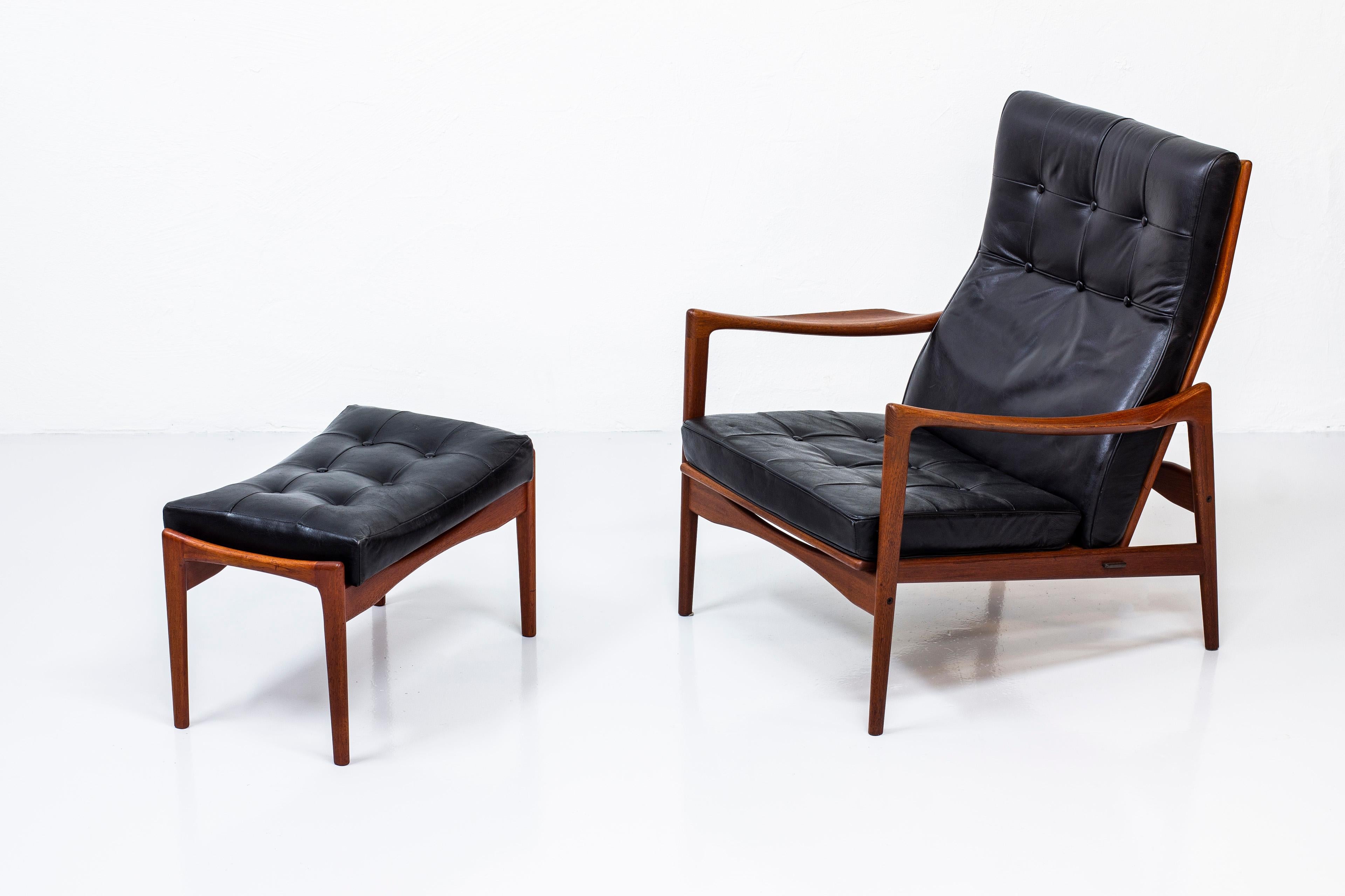 Lounge Chair and Ottoman in Teak by Ib Kofod-Larsen, Danish Modern, 1950s 10