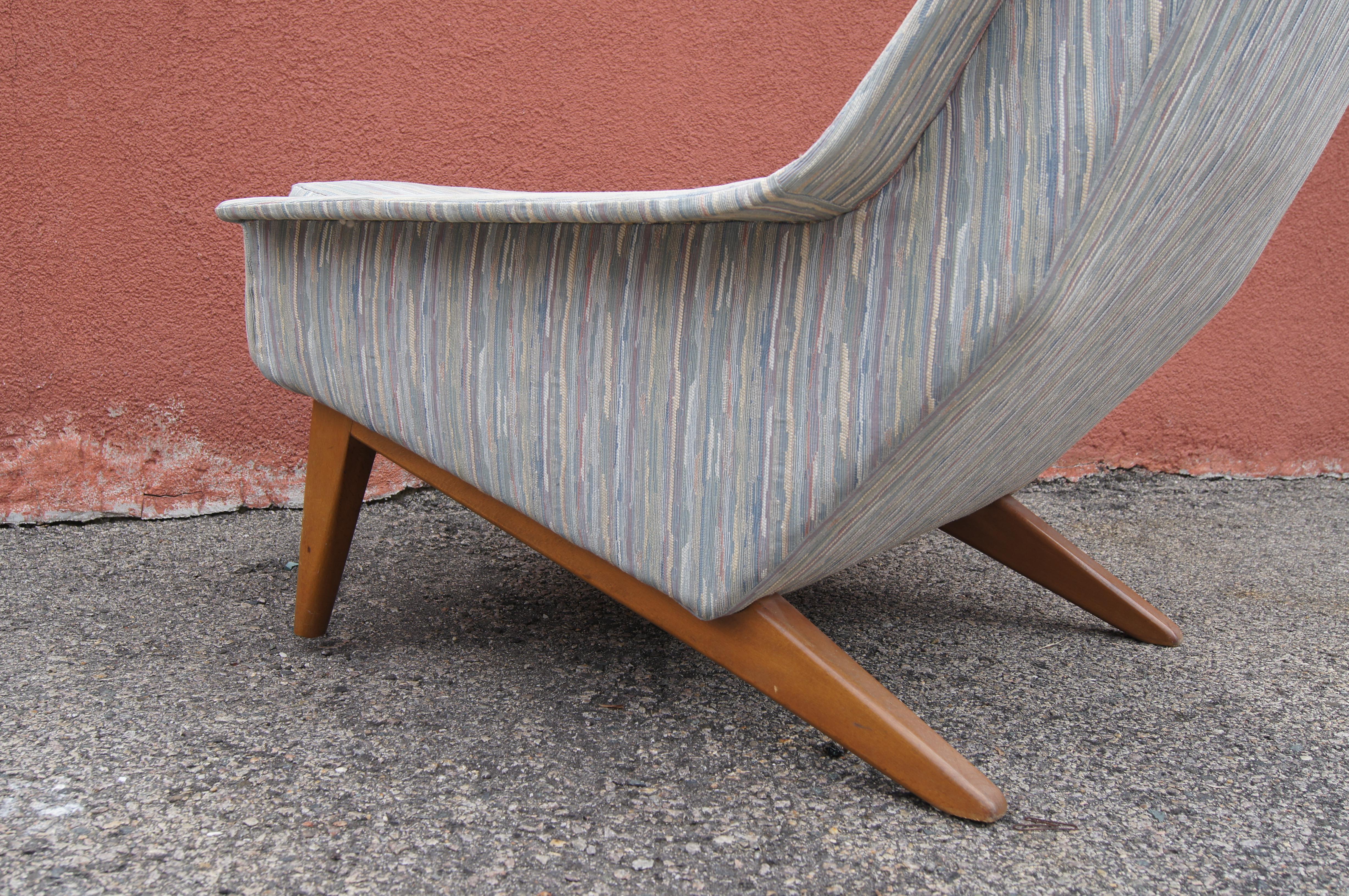 Upholstery Lounge Chair and Ottoman, Model 4410, by Folke Ohlsson for Fritz Hansen For Sale